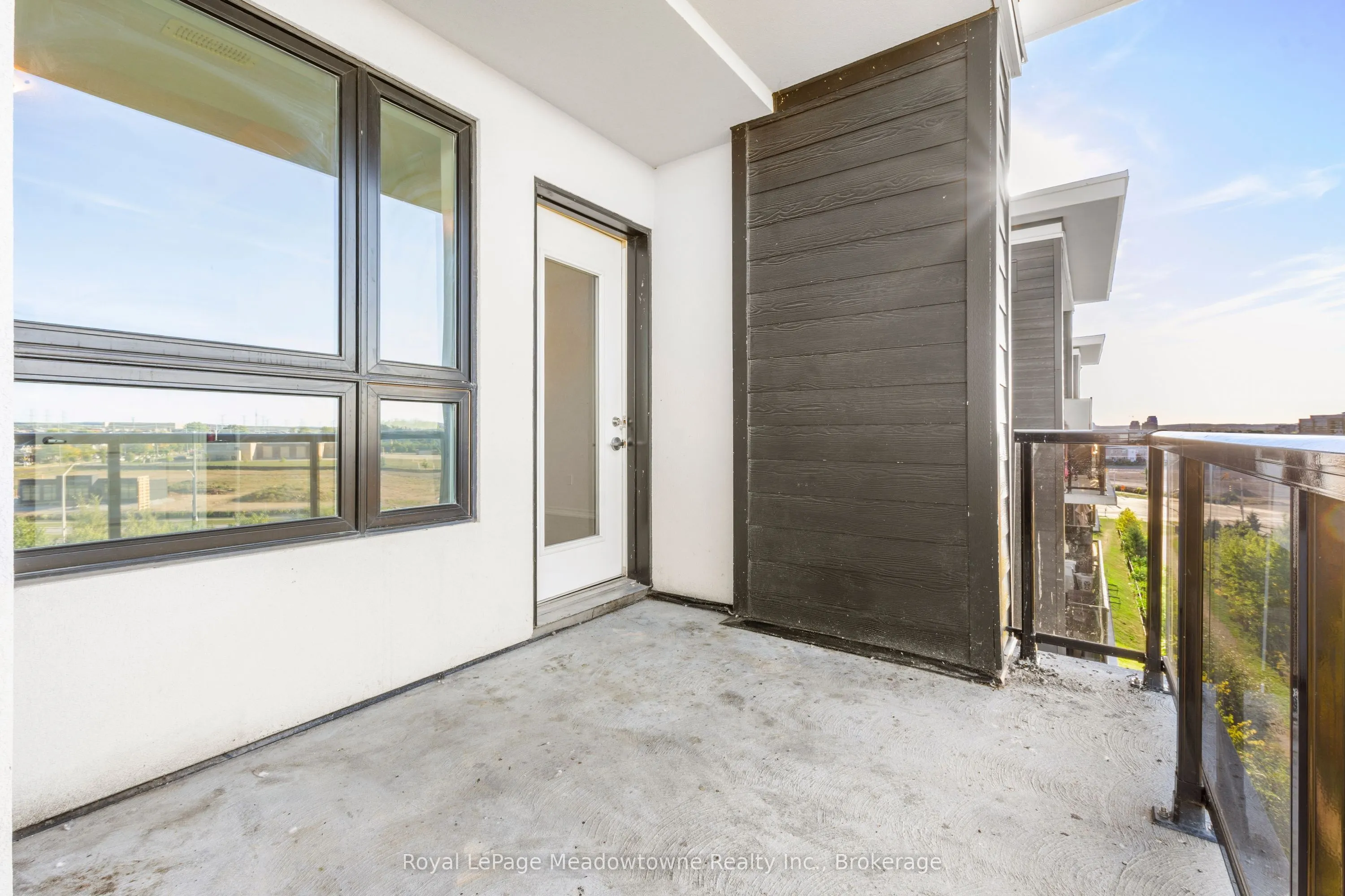 630 Sauve Street, #511