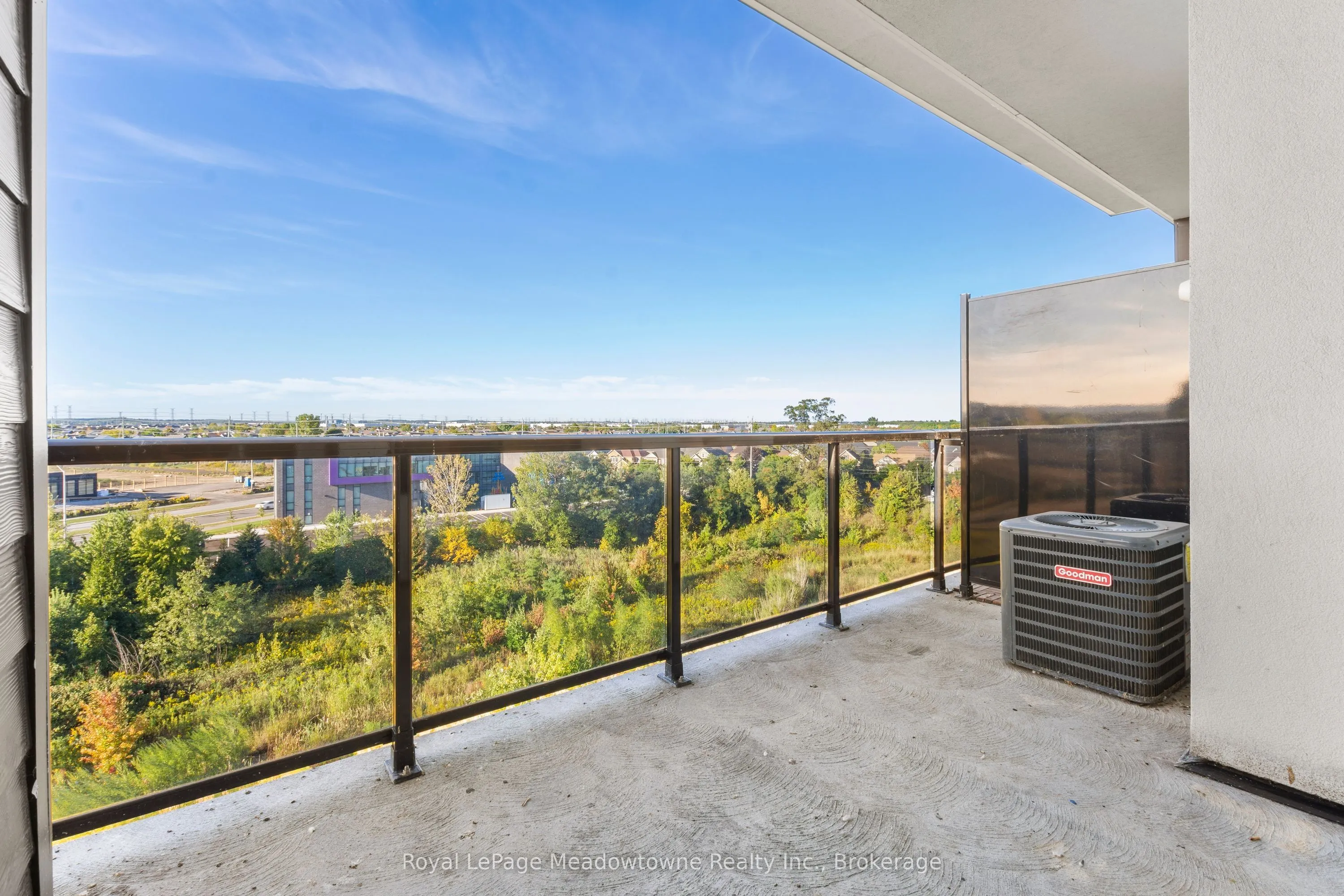 630 Sauve Street, #511