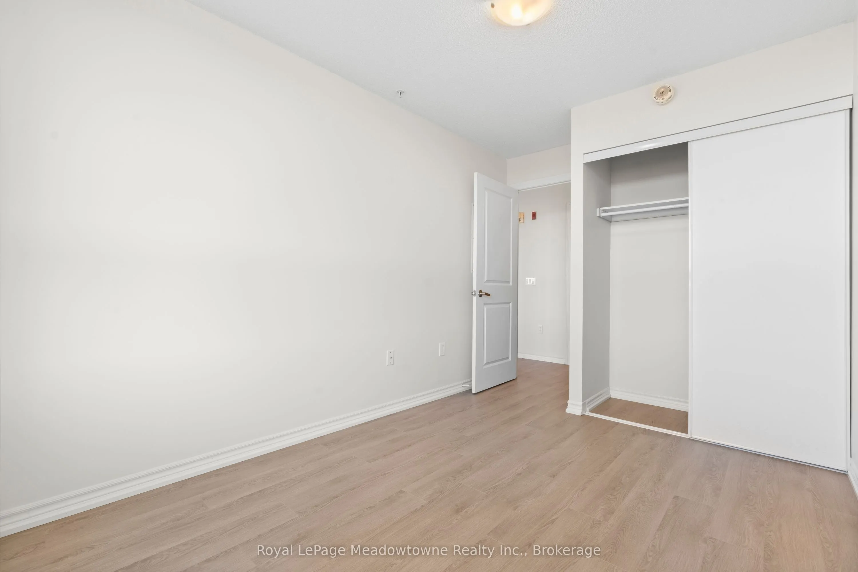630 Sauve Street, #511
