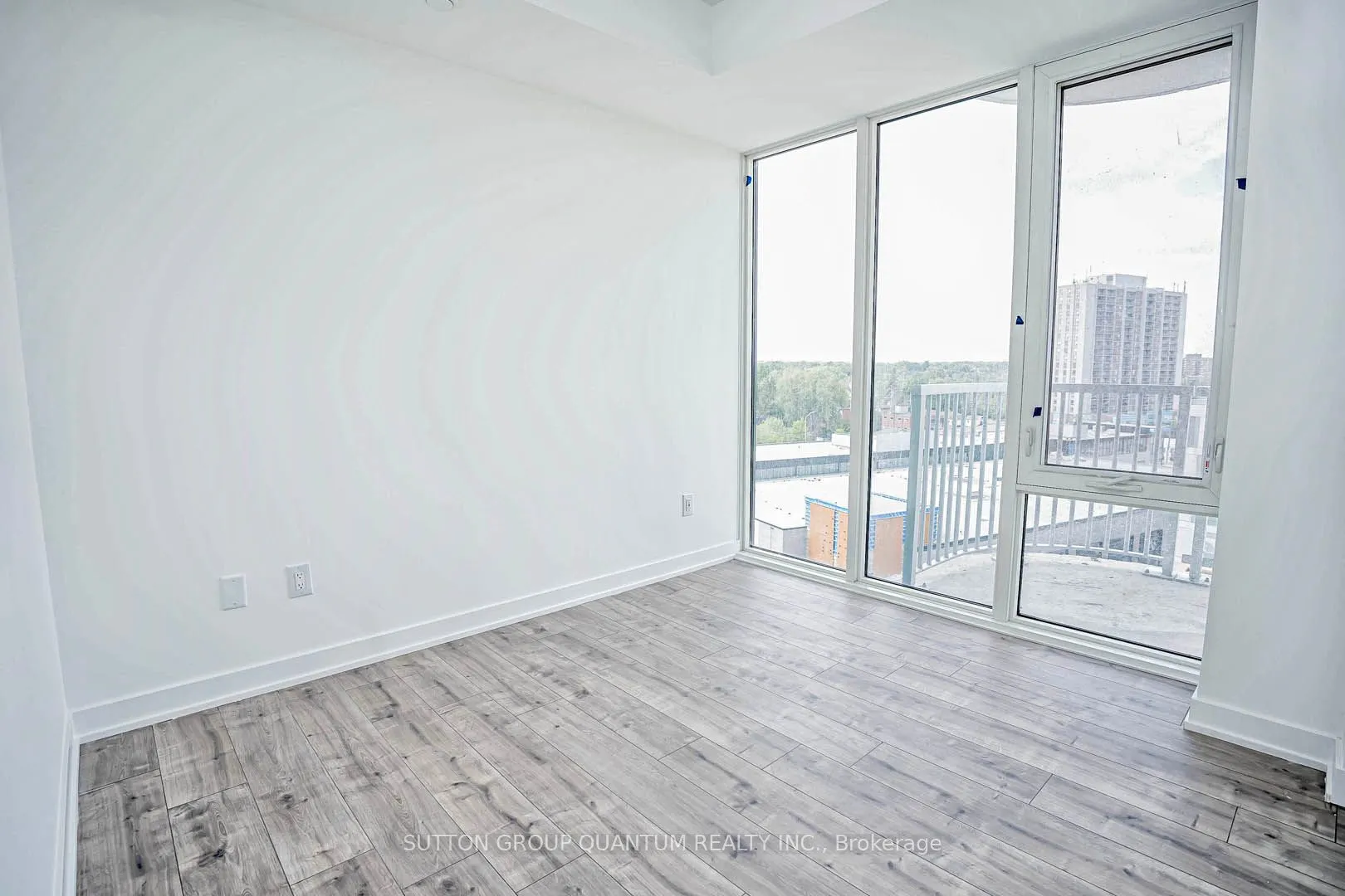 220 Missinnihe Way, #805