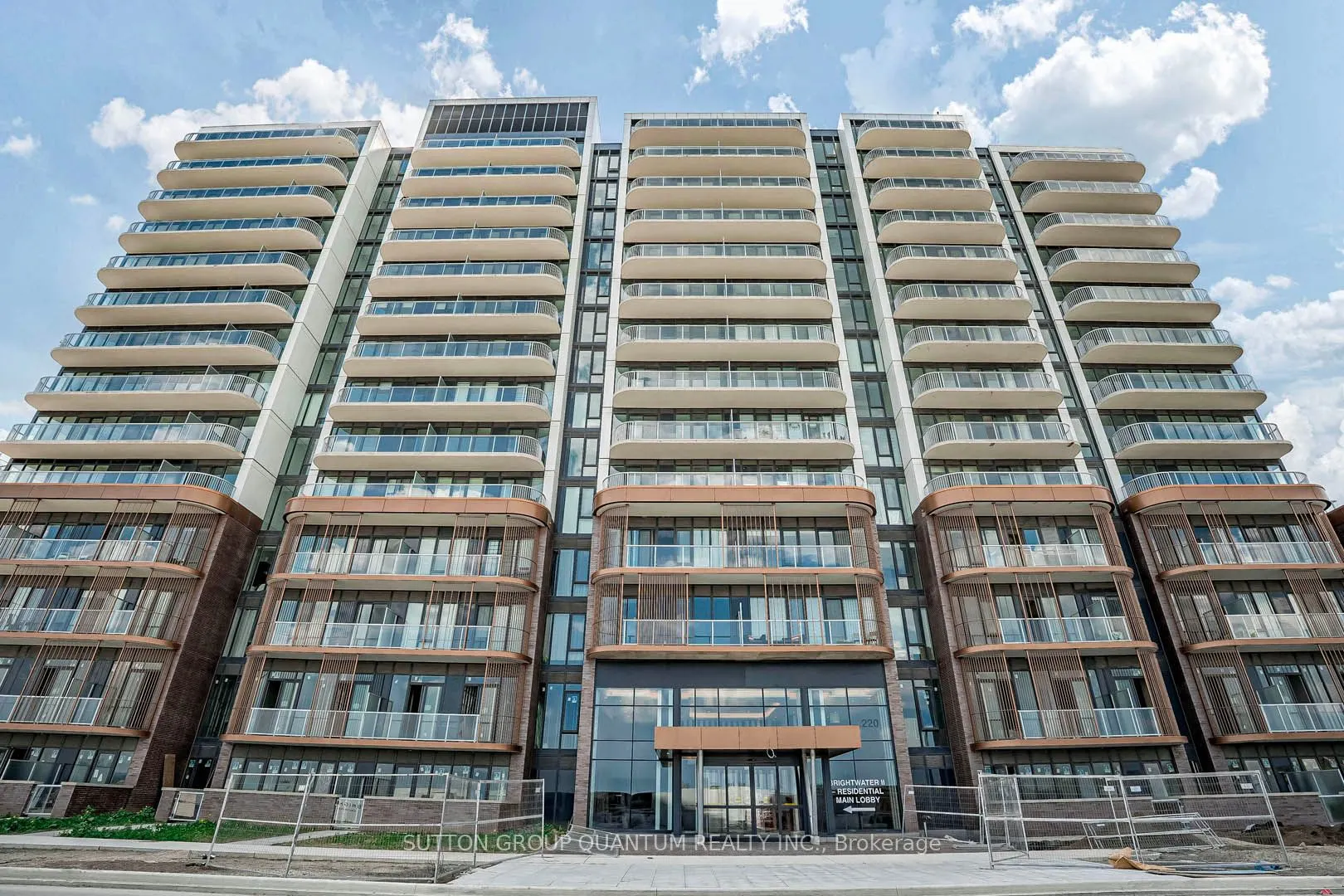 220 Missinnihe Way, #805