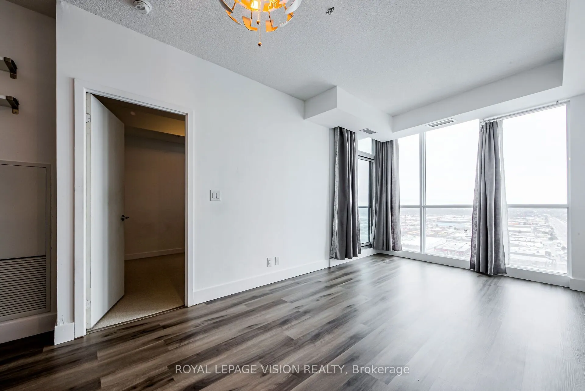3985 Grand Park Drive, #2507