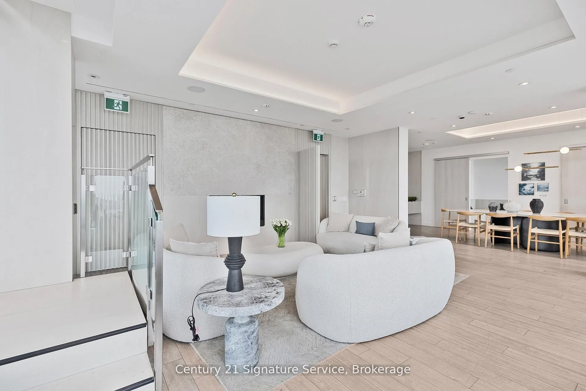 28 Ann Street, #410