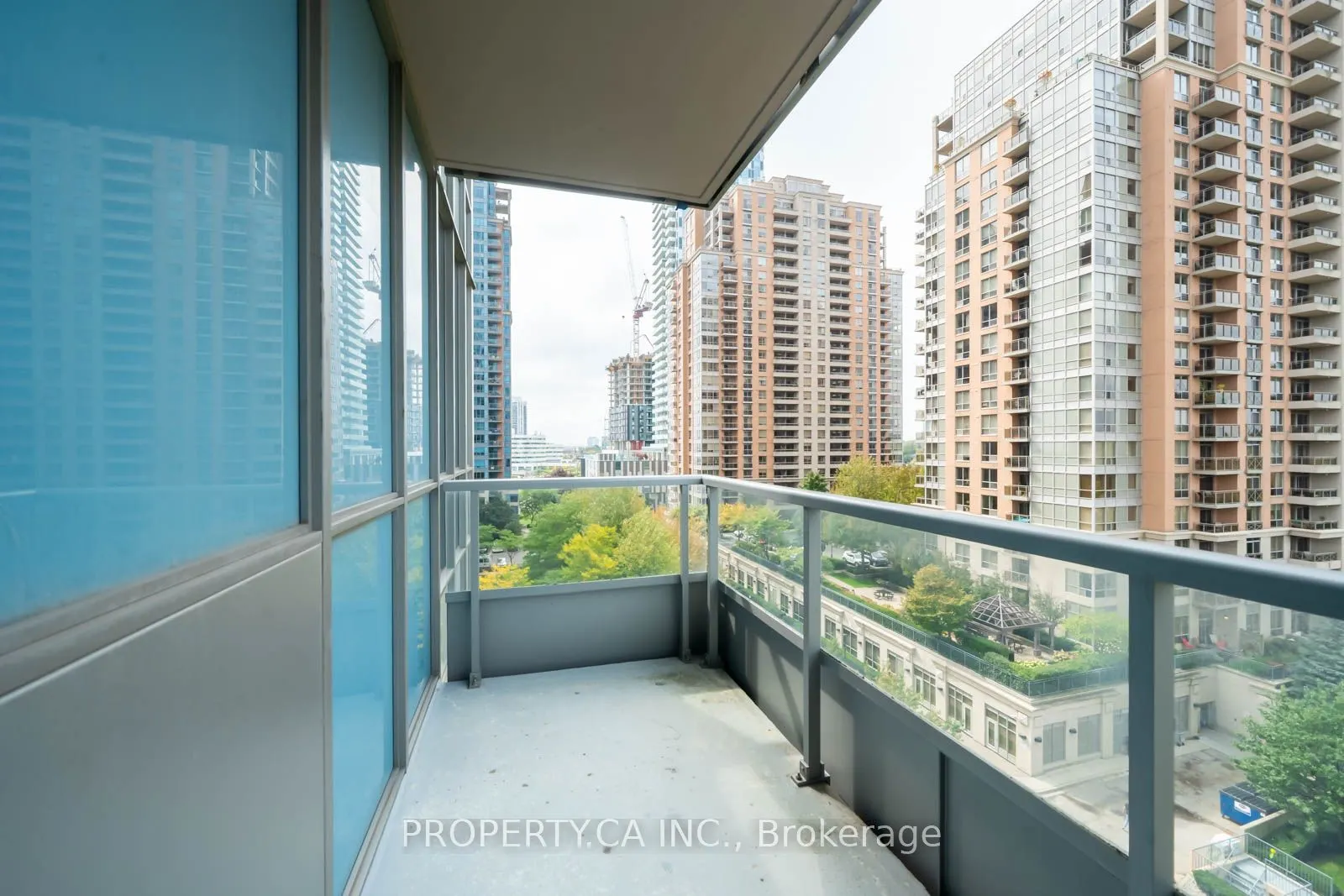 15 Viking Lane, #704