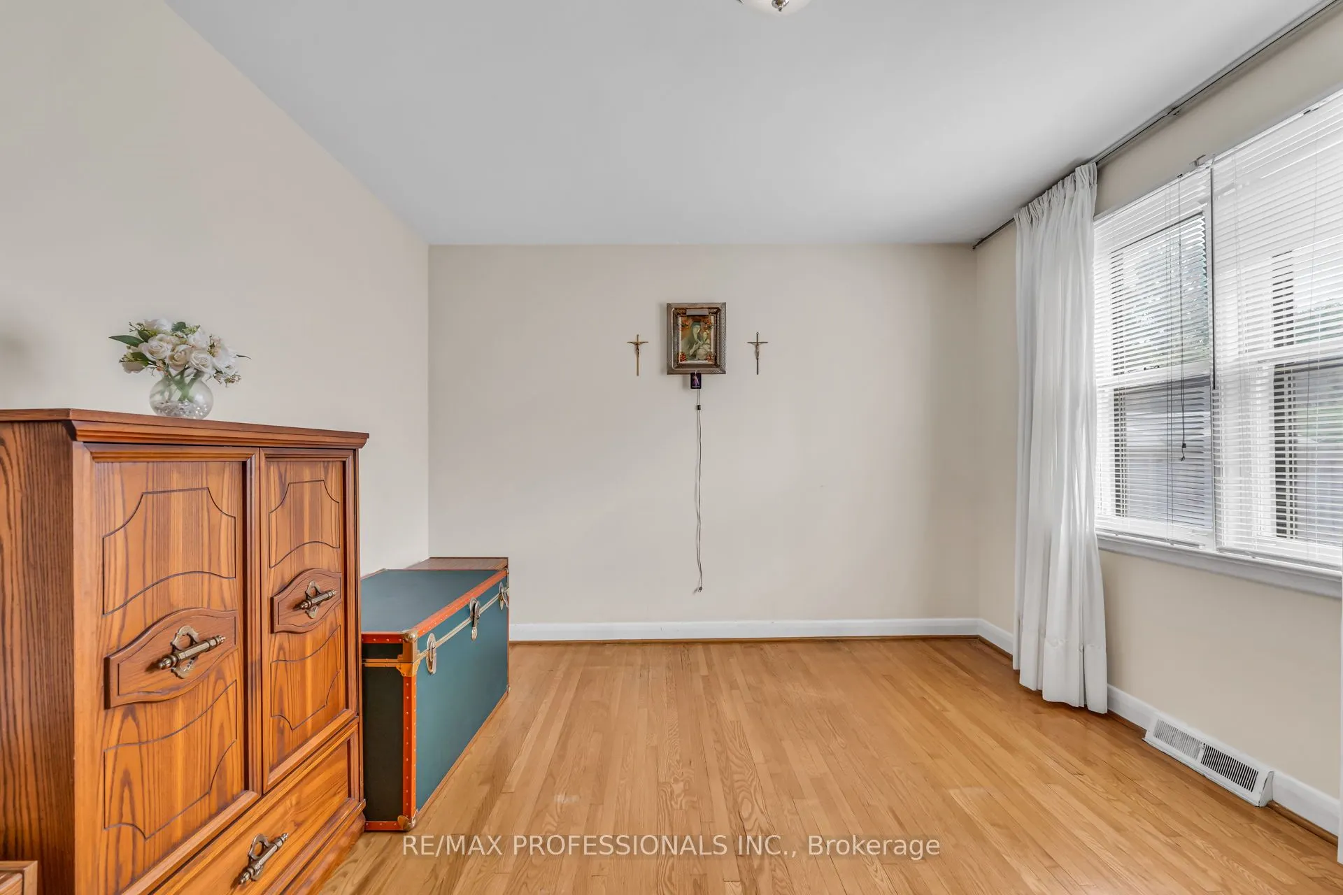 23 Bourdon Avenue