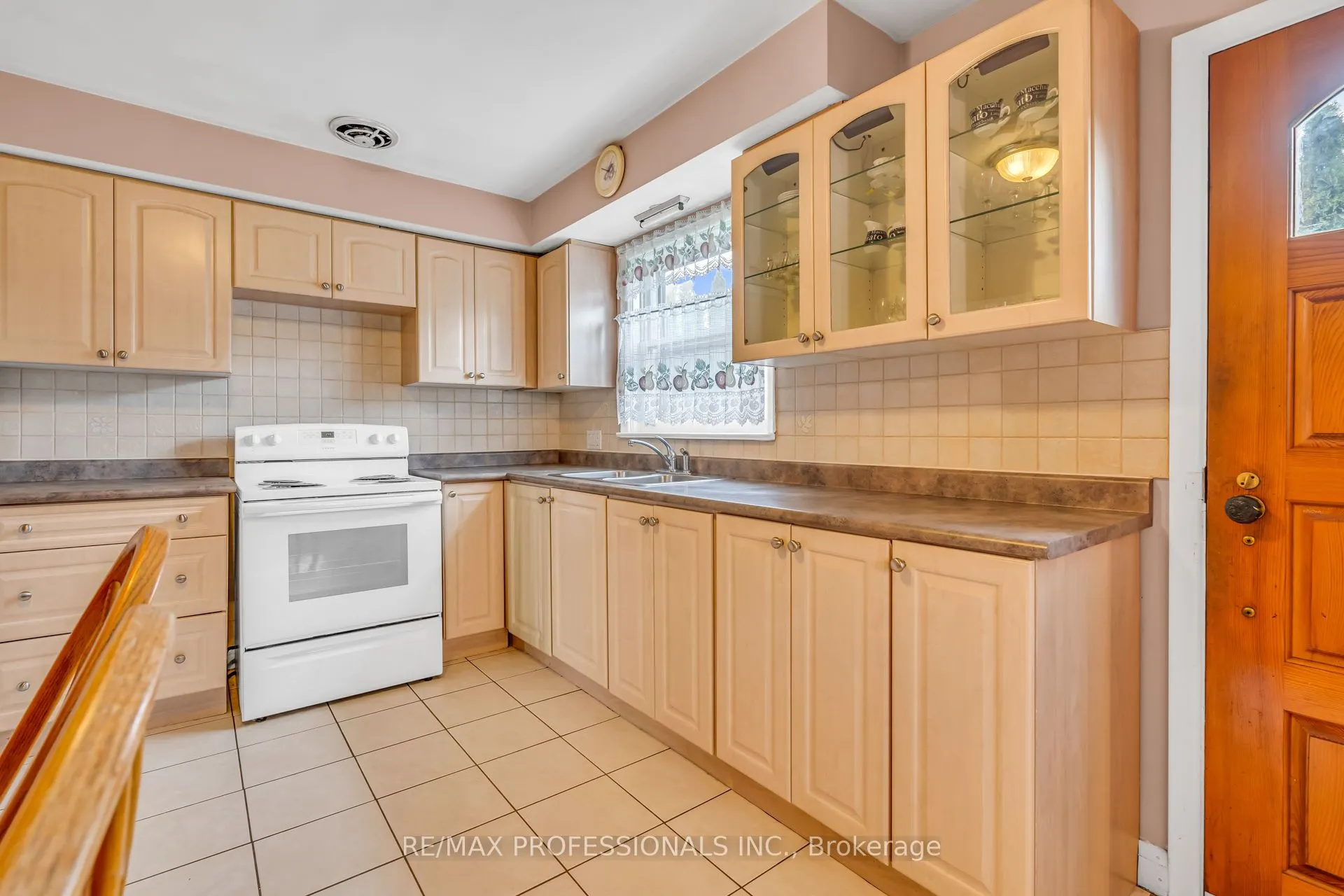 23 Bourdon Avenue