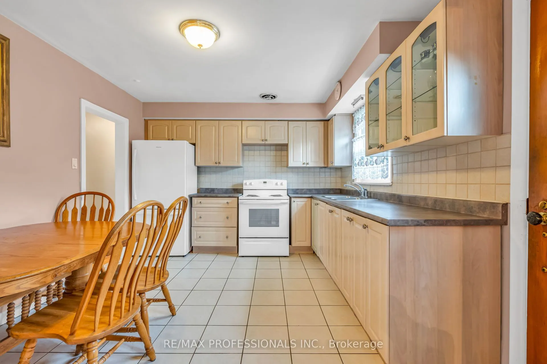 23 Bourdon Avenue