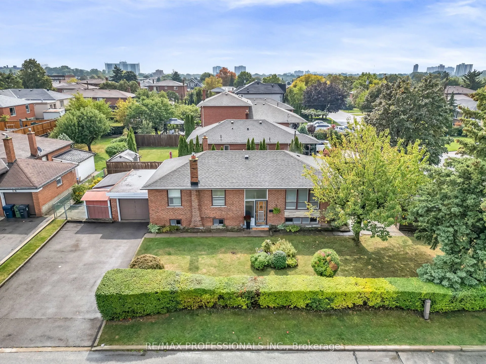 23 Bourdon Avenue