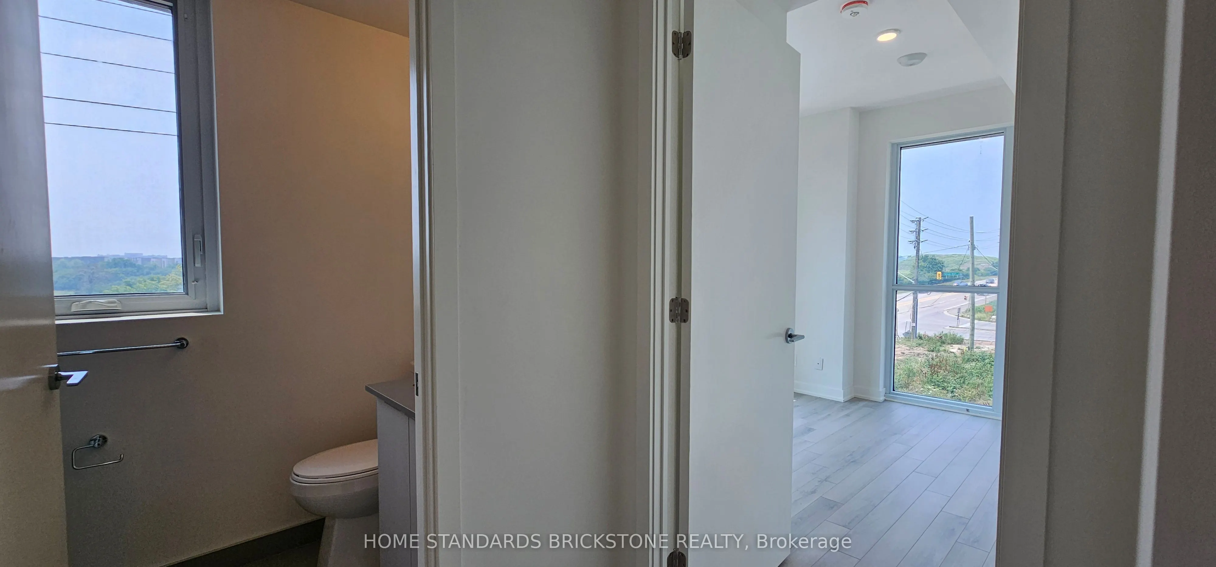 3079 Trafalgar Road, #304