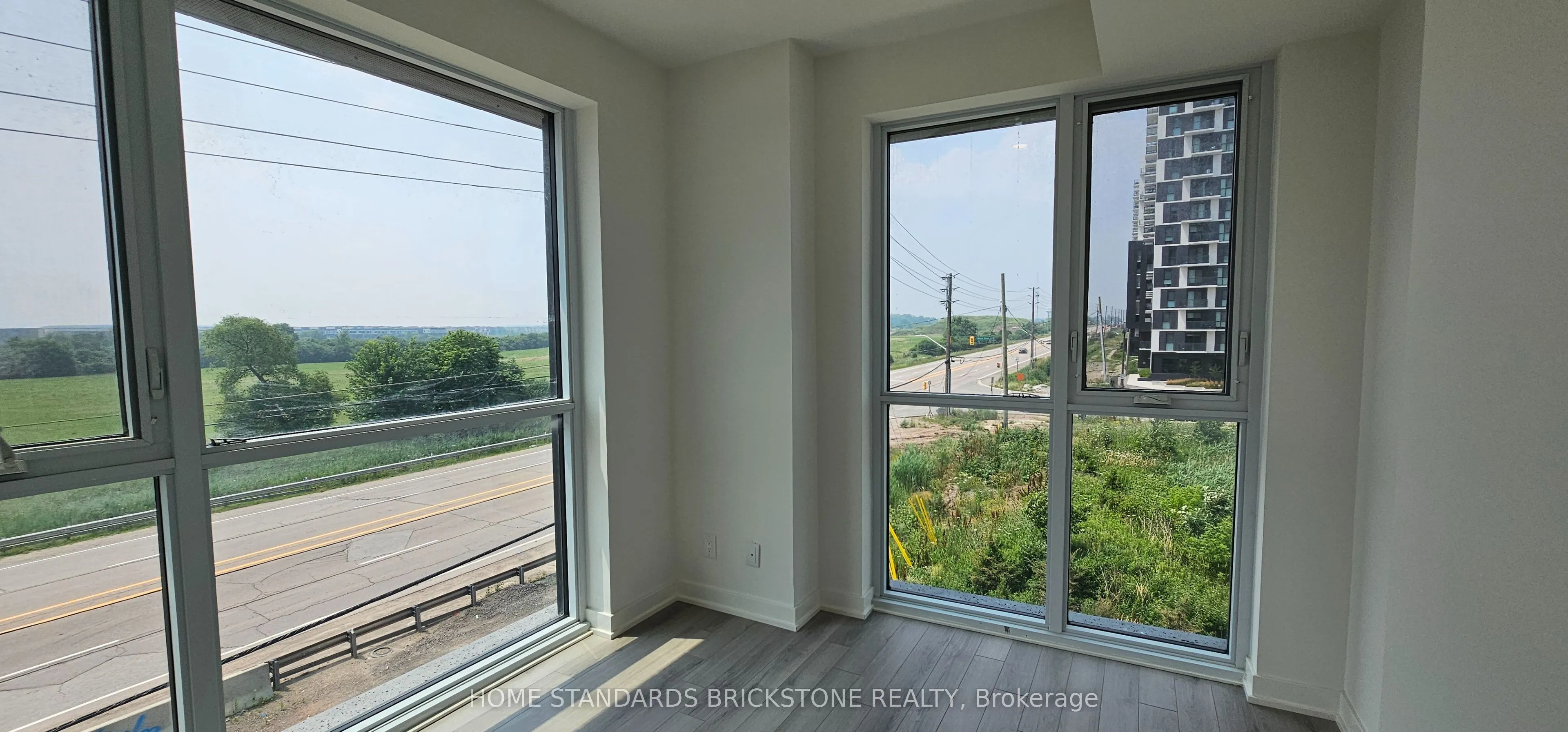 3079 Trafalgar Road, #304