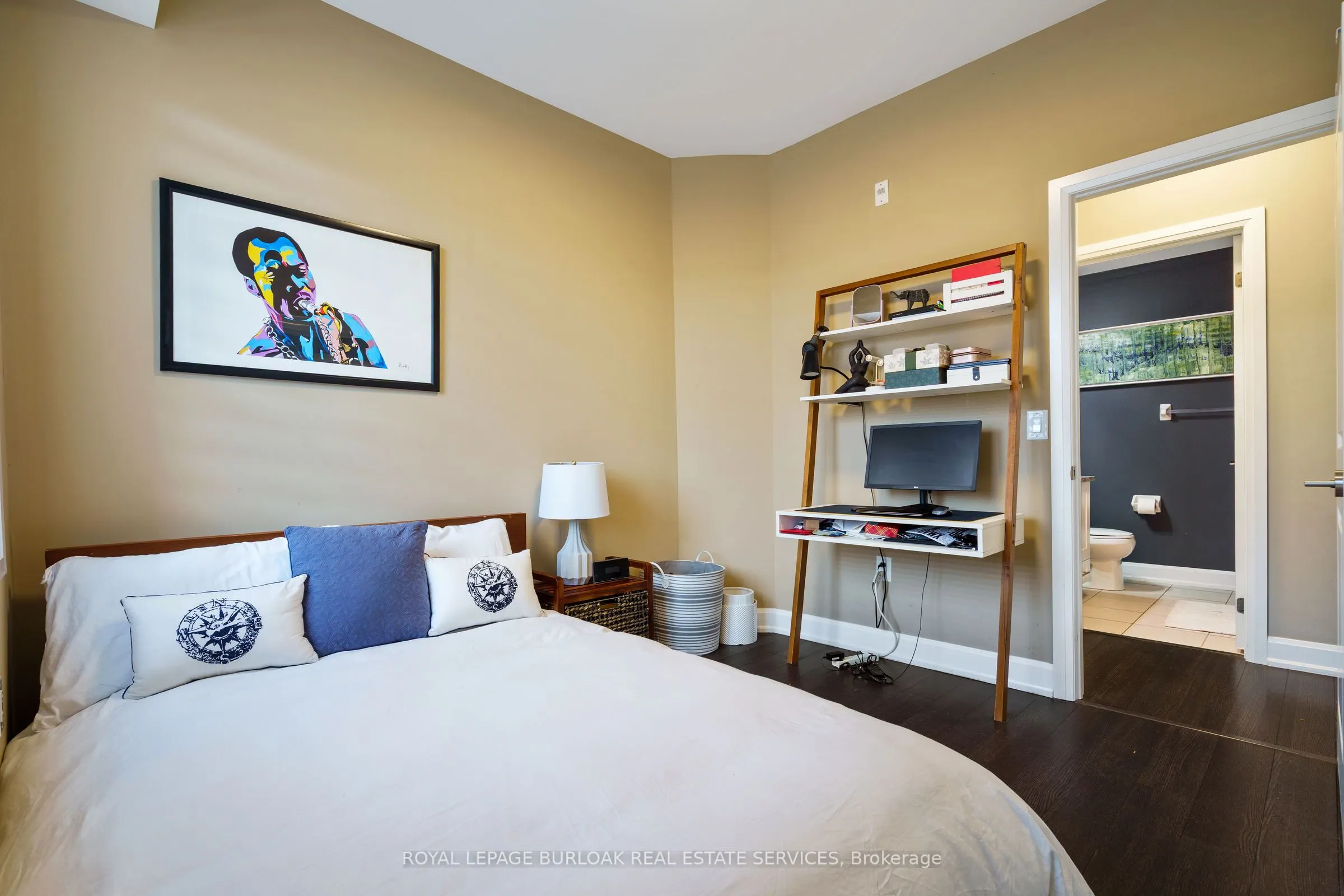272 Georgian Drive, #306