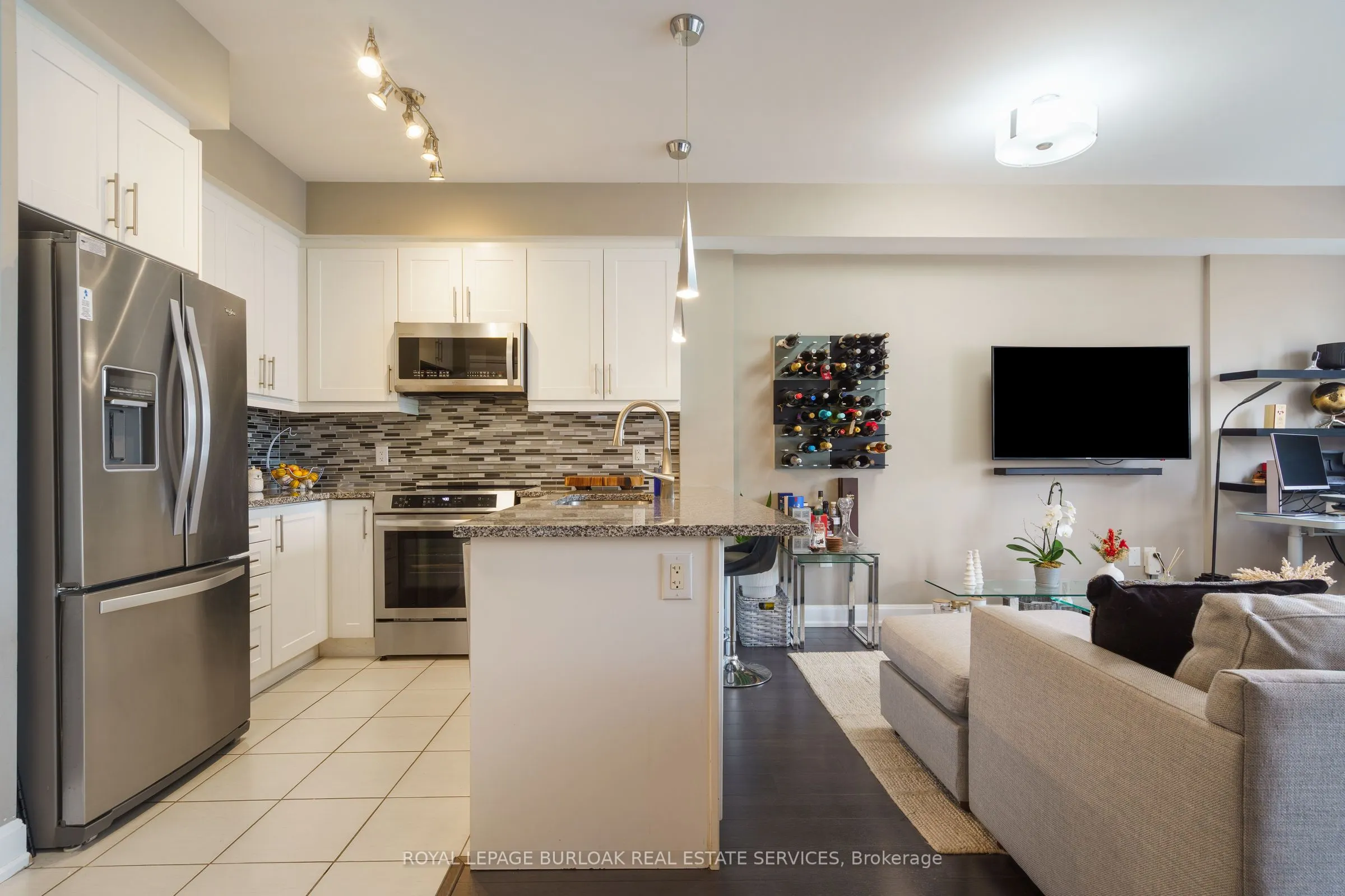 272 Georgian Drive, #306