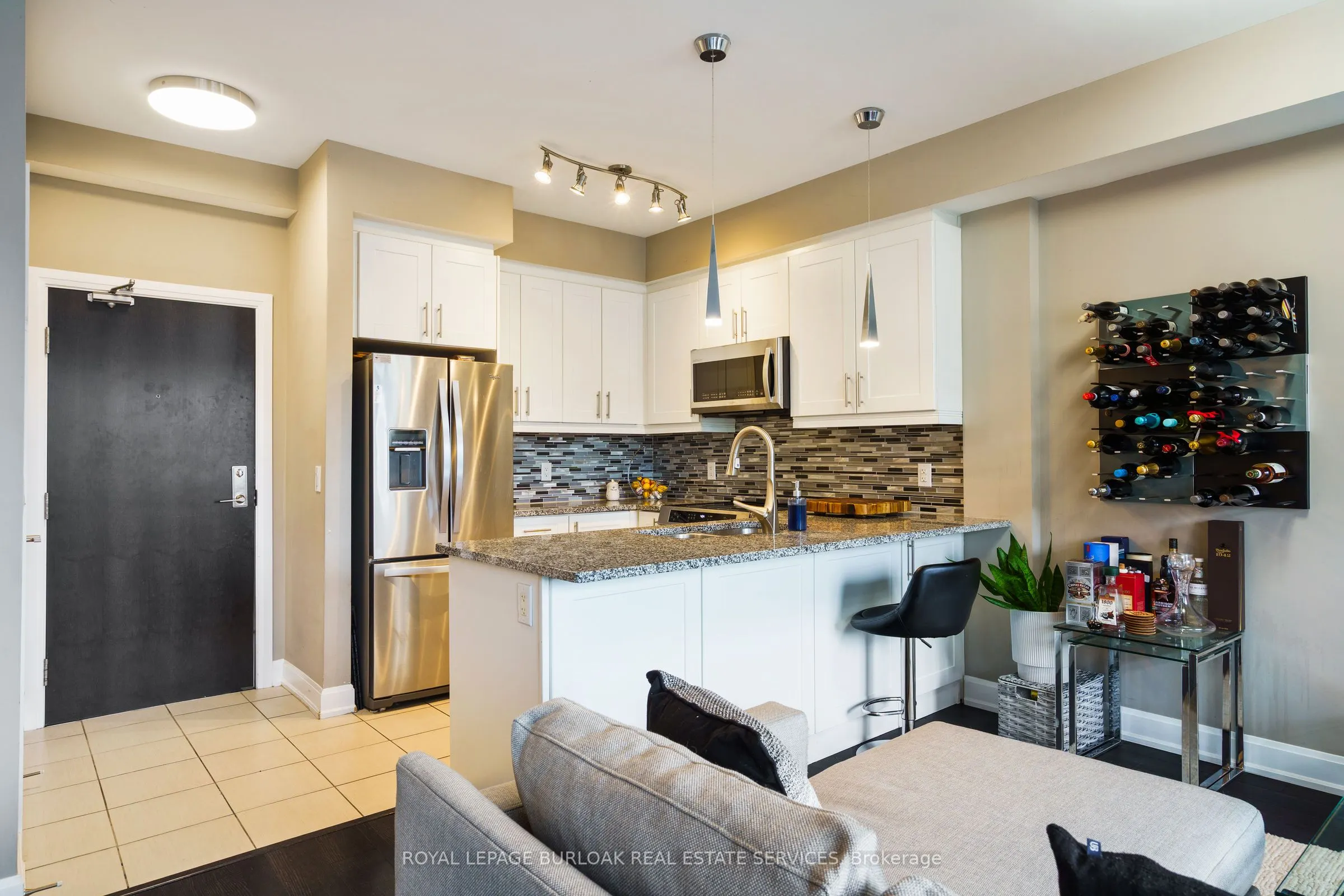 272 Georgian Drive, #306