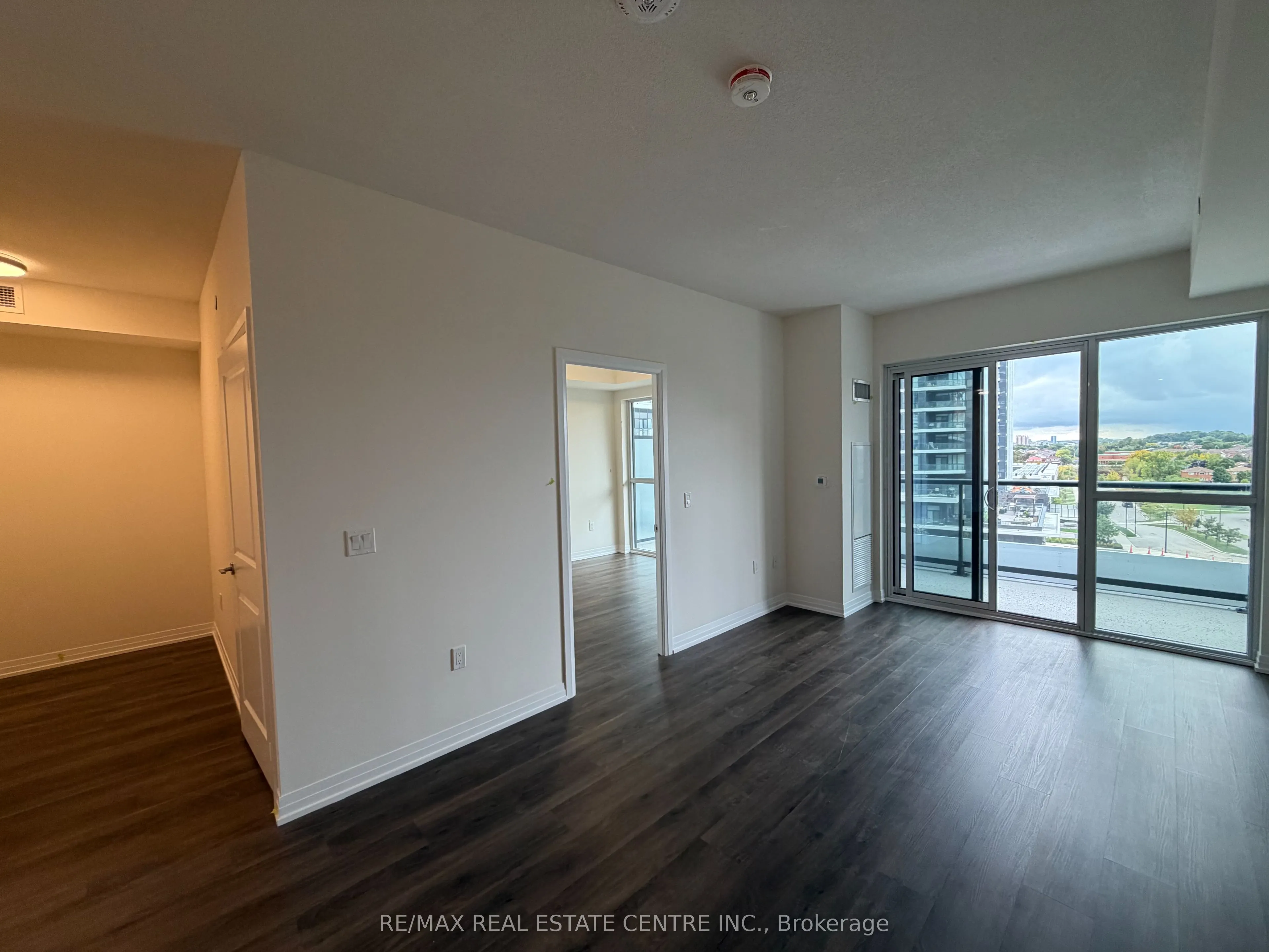 15 Watergarden Drive, #517