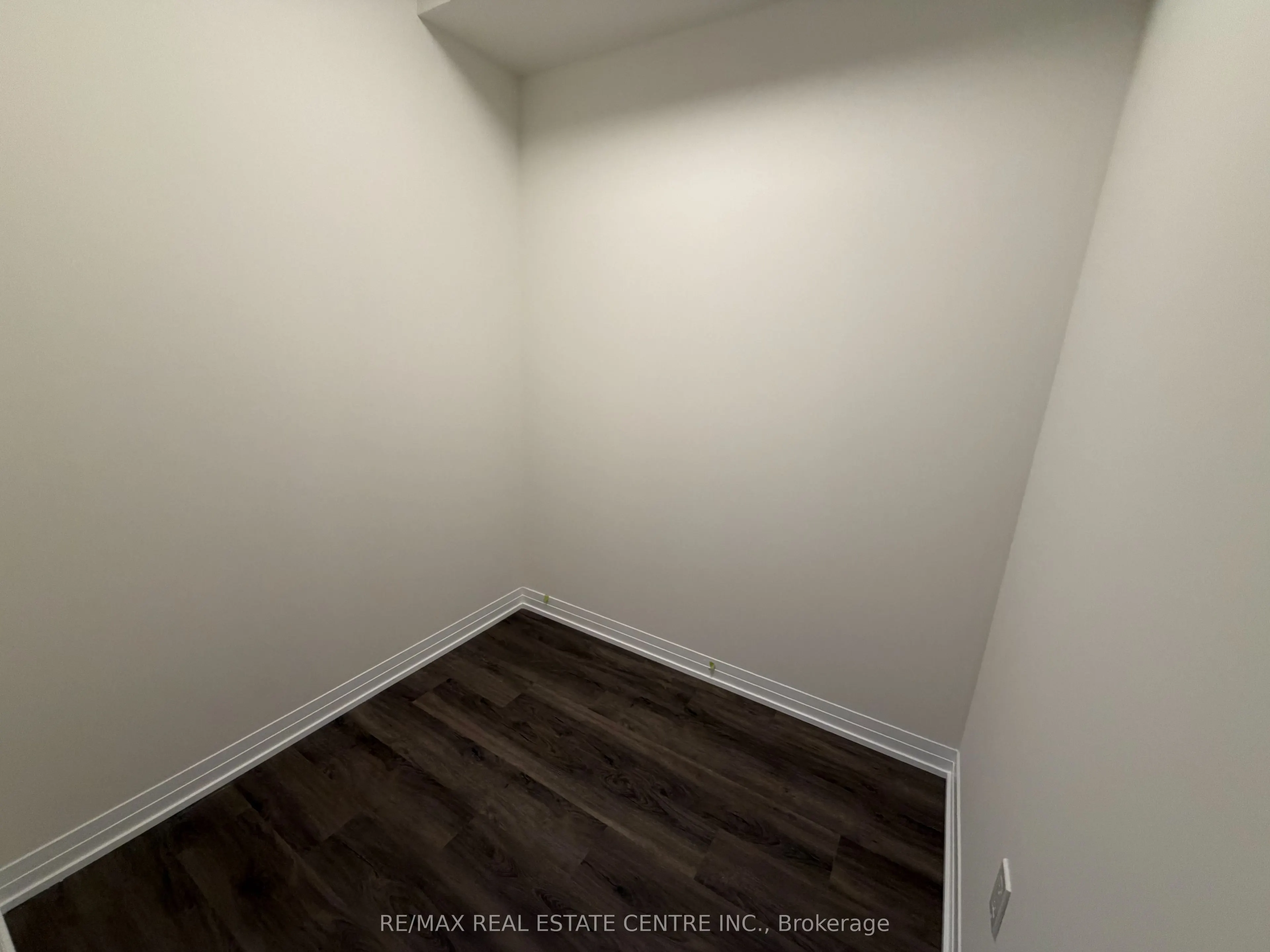 15 Watergarden Drive, #517