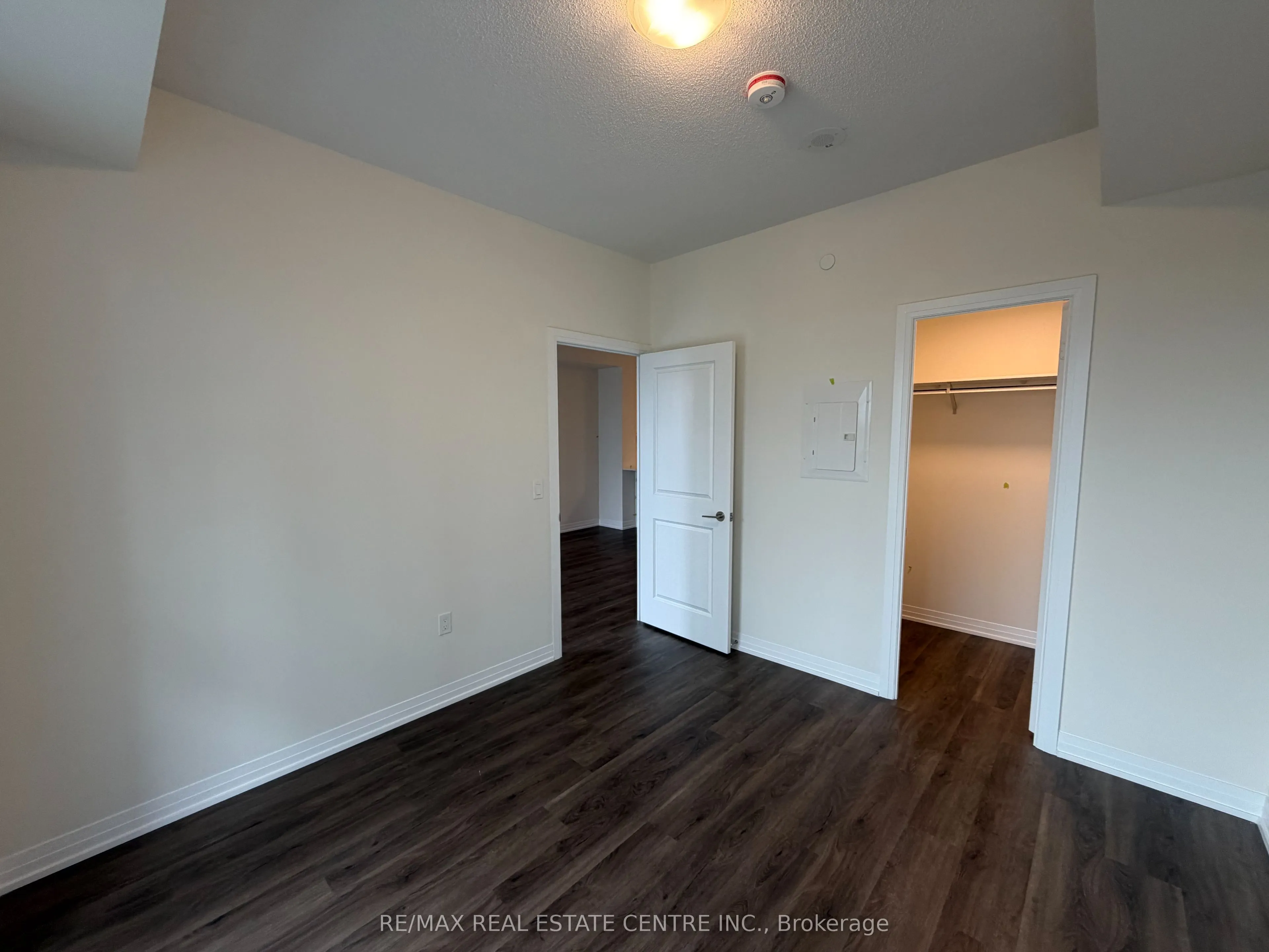 15 Watergarden Drive, #517