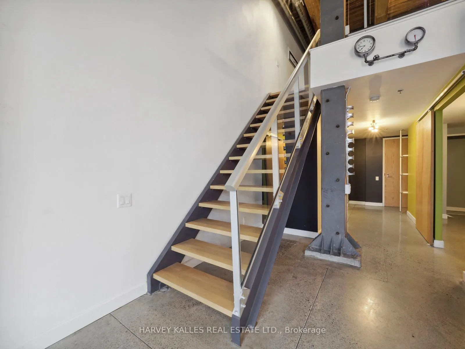 363 Sorauren Avenue, #110
