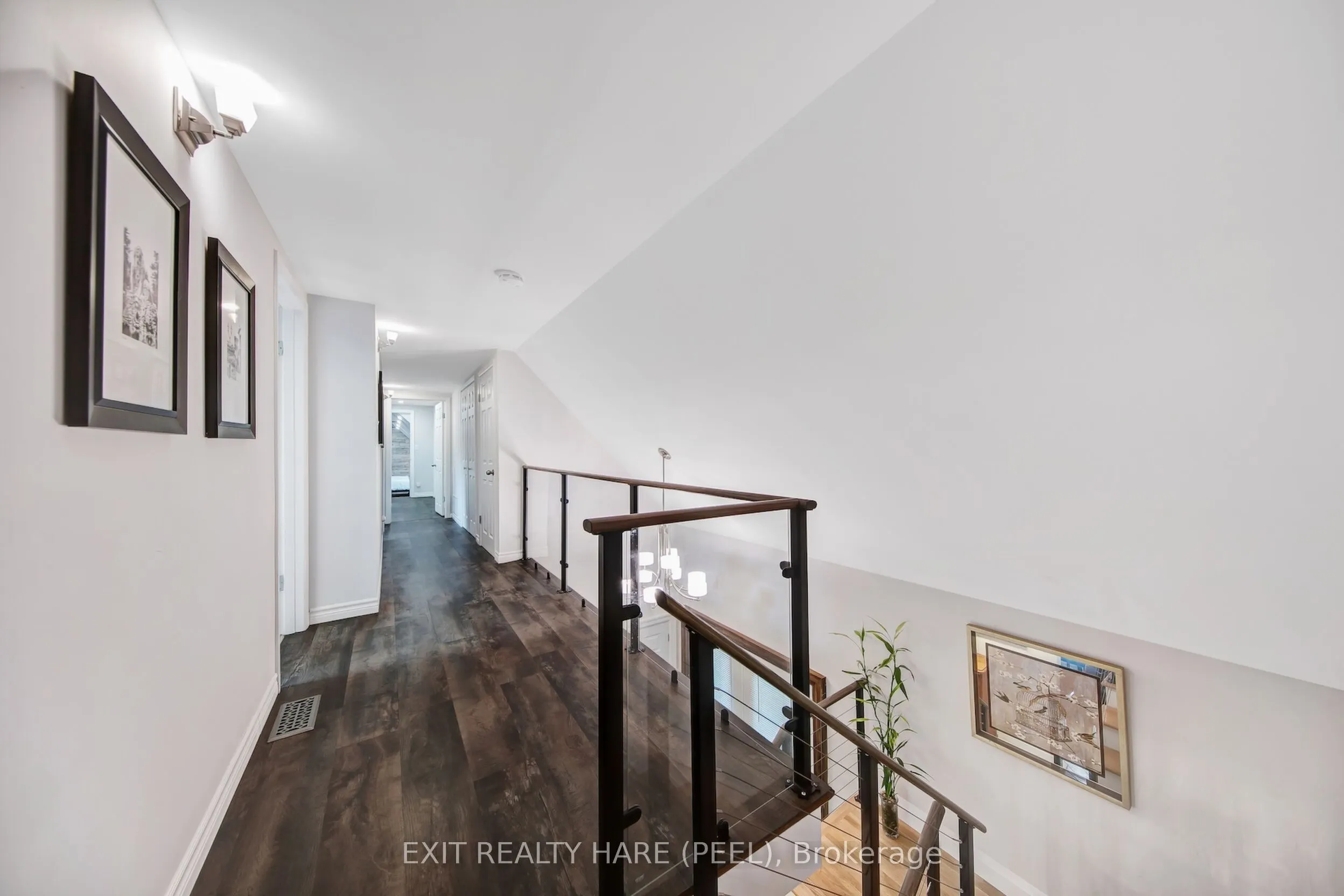 35 Ridgehill Drive