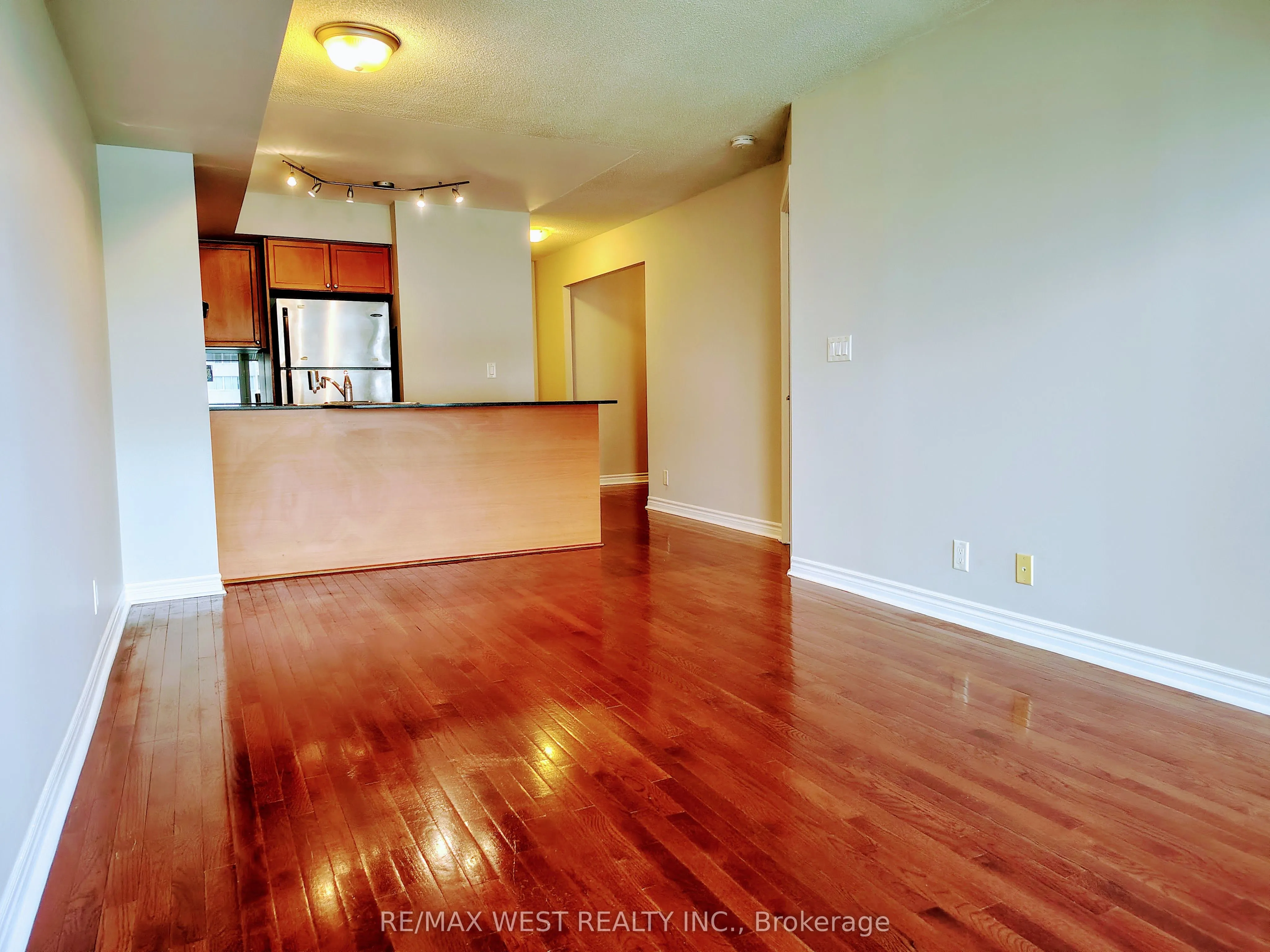 1 Elm Drive W, #1301