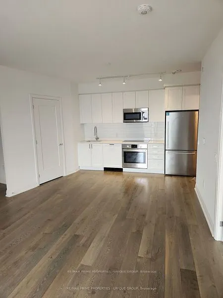 293 The Kingsway, #808