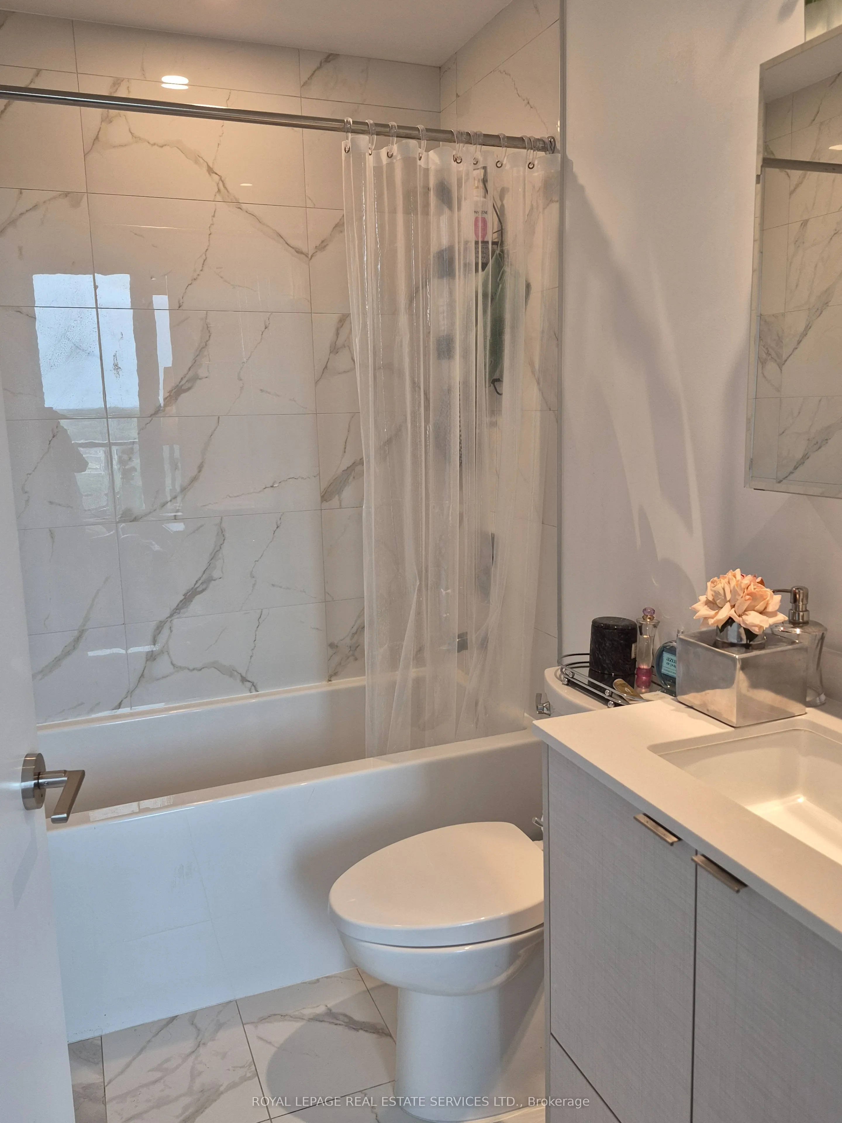 1926 Lake Shore Boulevard W, #2302