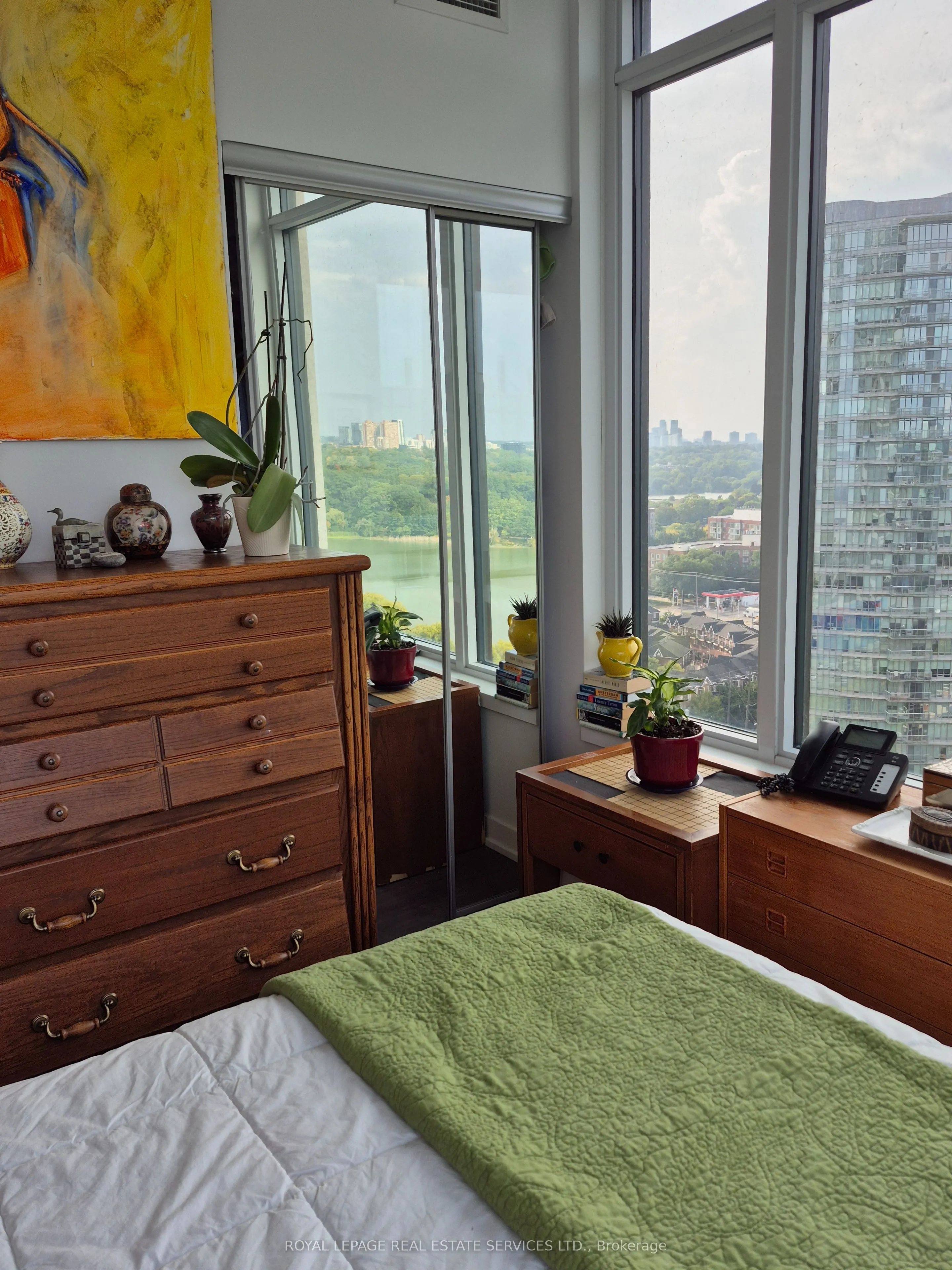 1926 Lake Shore Boulevard W, #2302
