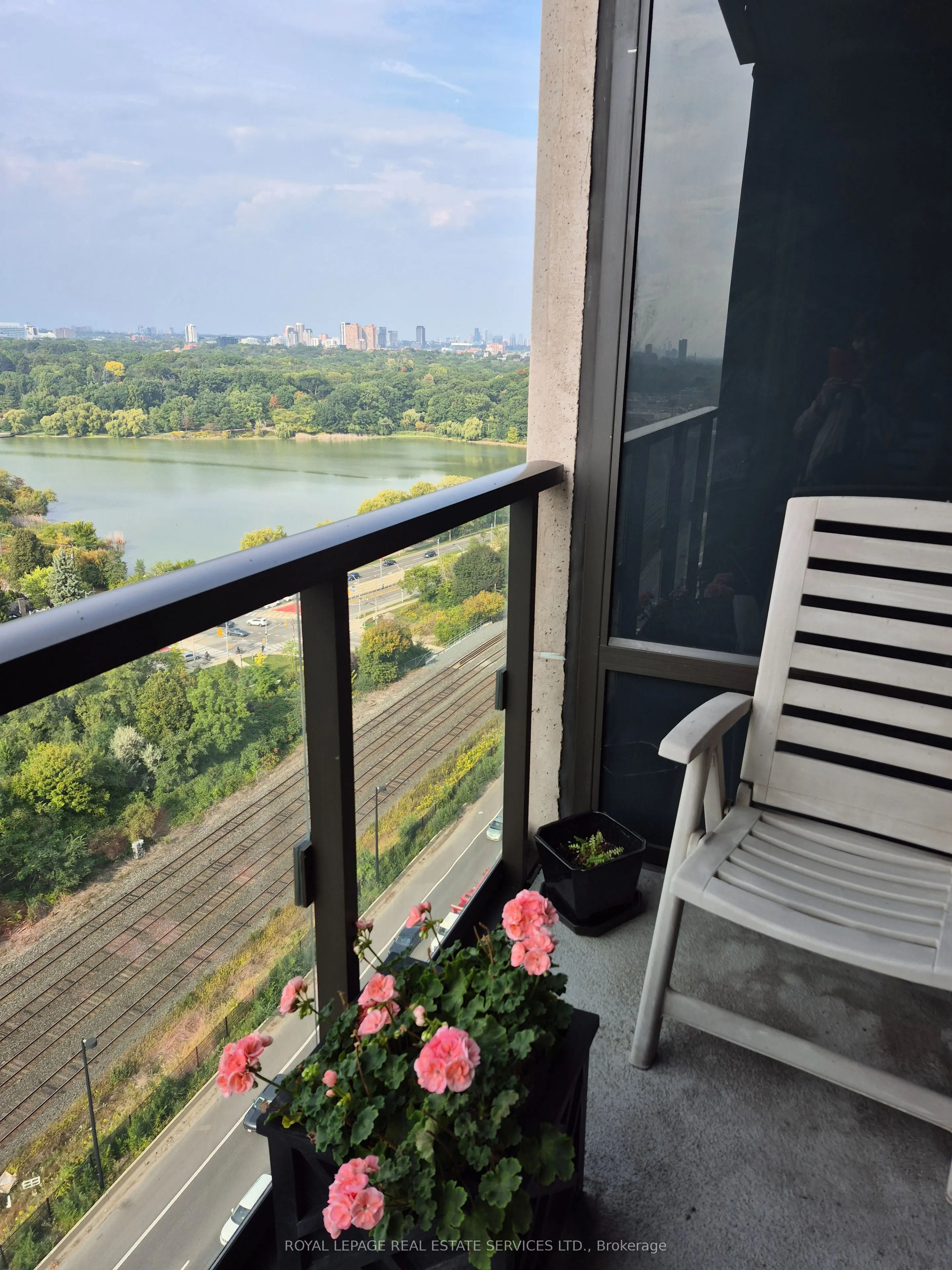 1926 Lake Shore Boulevard W, #2302