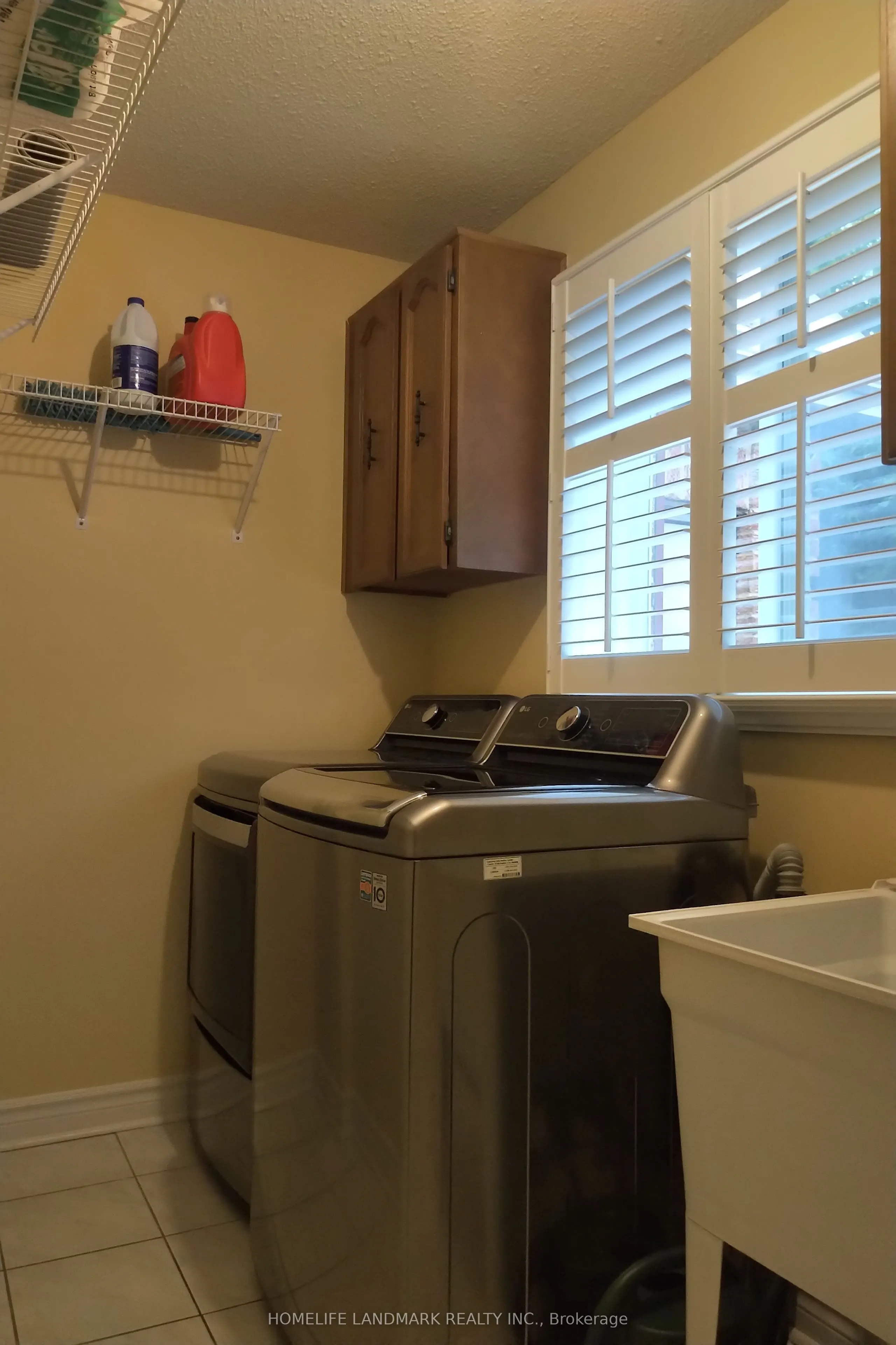 3666 Sawmill Valley Drive