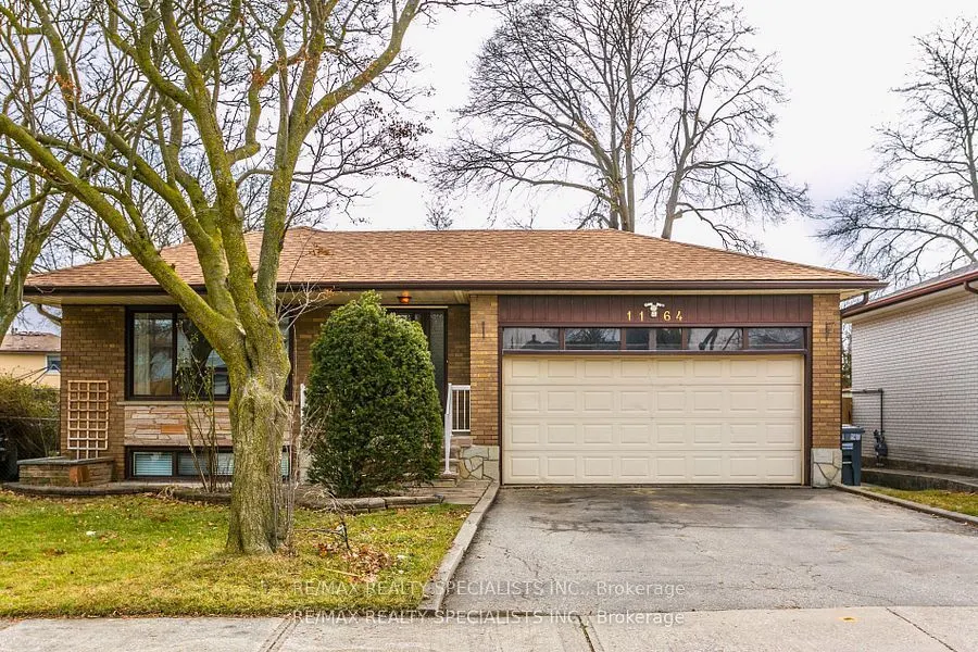 1164 Shamir Crescent