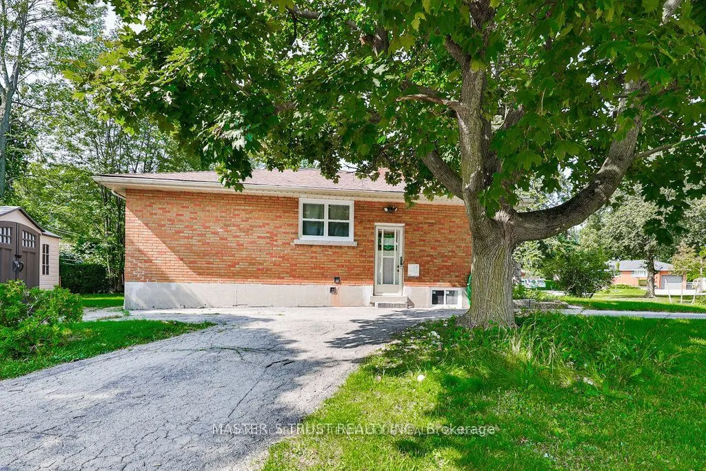 1390 Mountain Grove Avenue, #LOWER