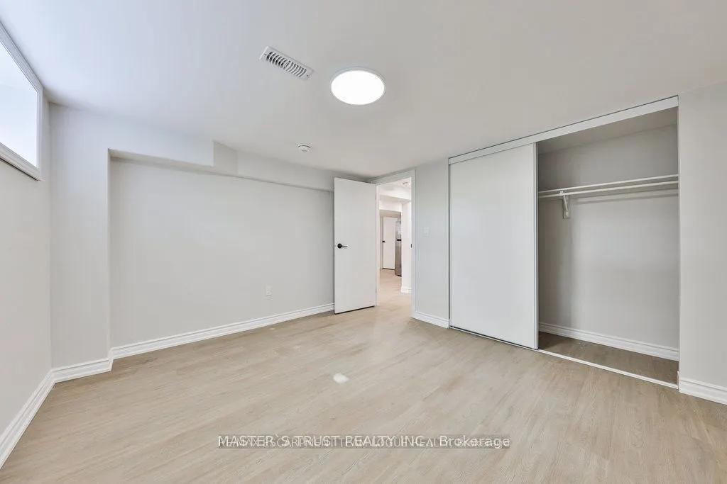 1390 Mountain Grove Avenue, #LOWER