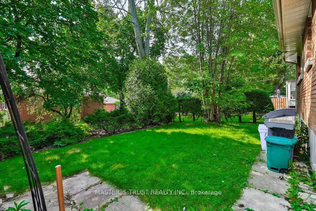1390 Mountain Grove Avenue, #LOWER