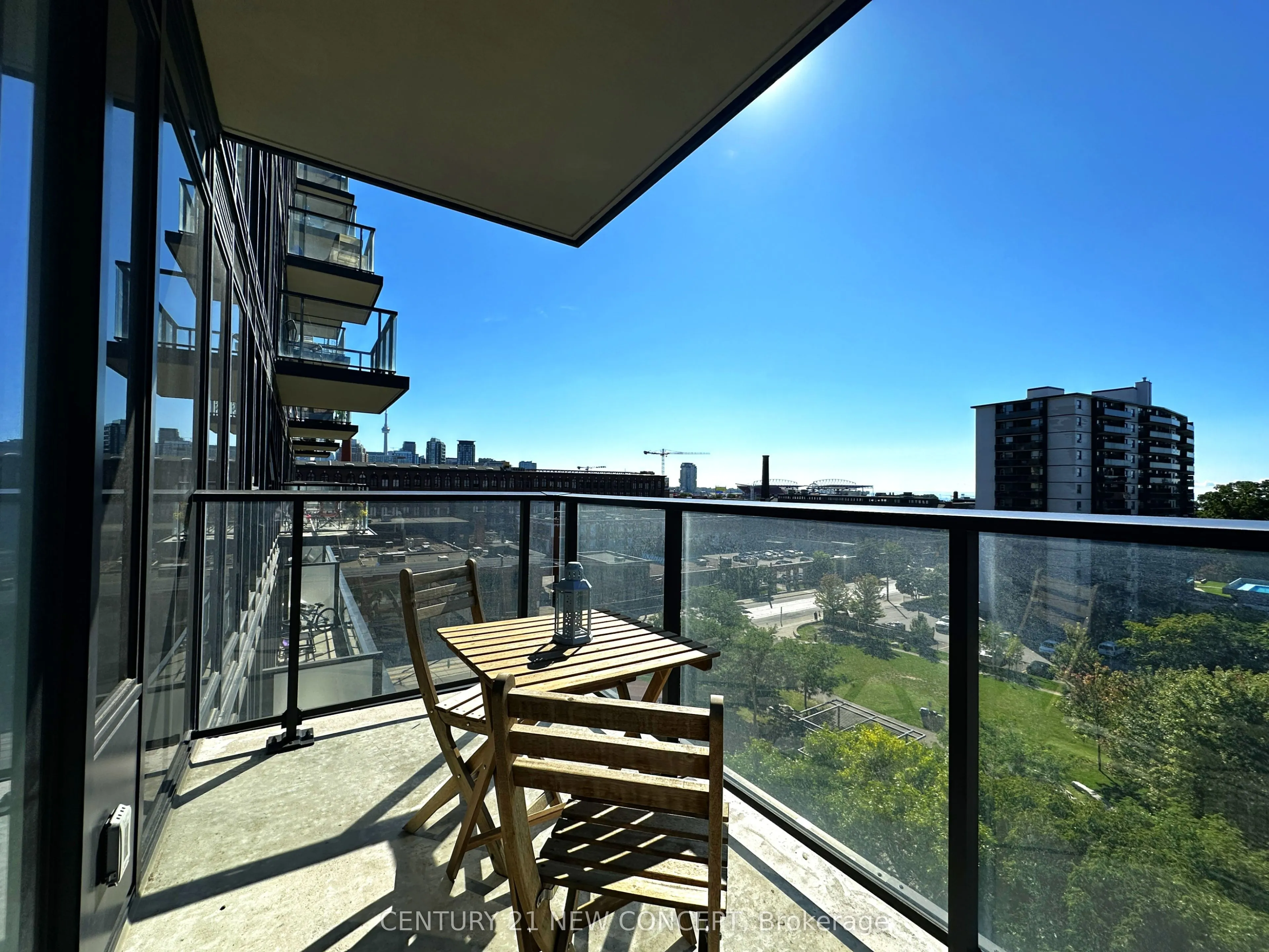 270 Dufferin Street, #608
