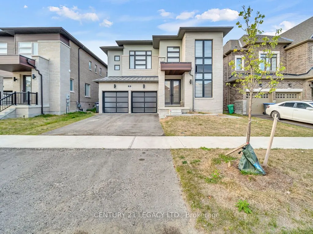 23 Duxbury Road N