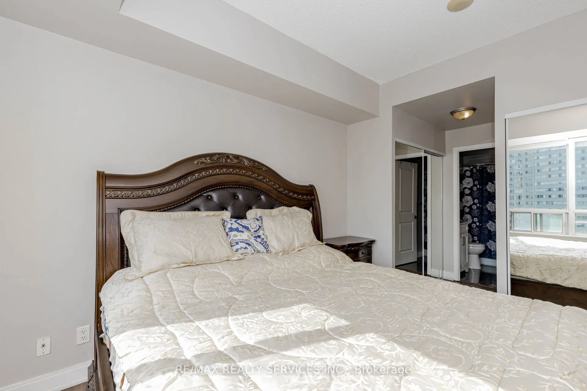 90 Absolute Avenue, #1203