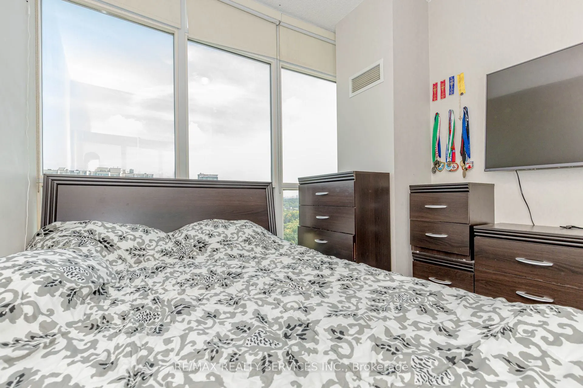 90 Absolute Avenue, #1203