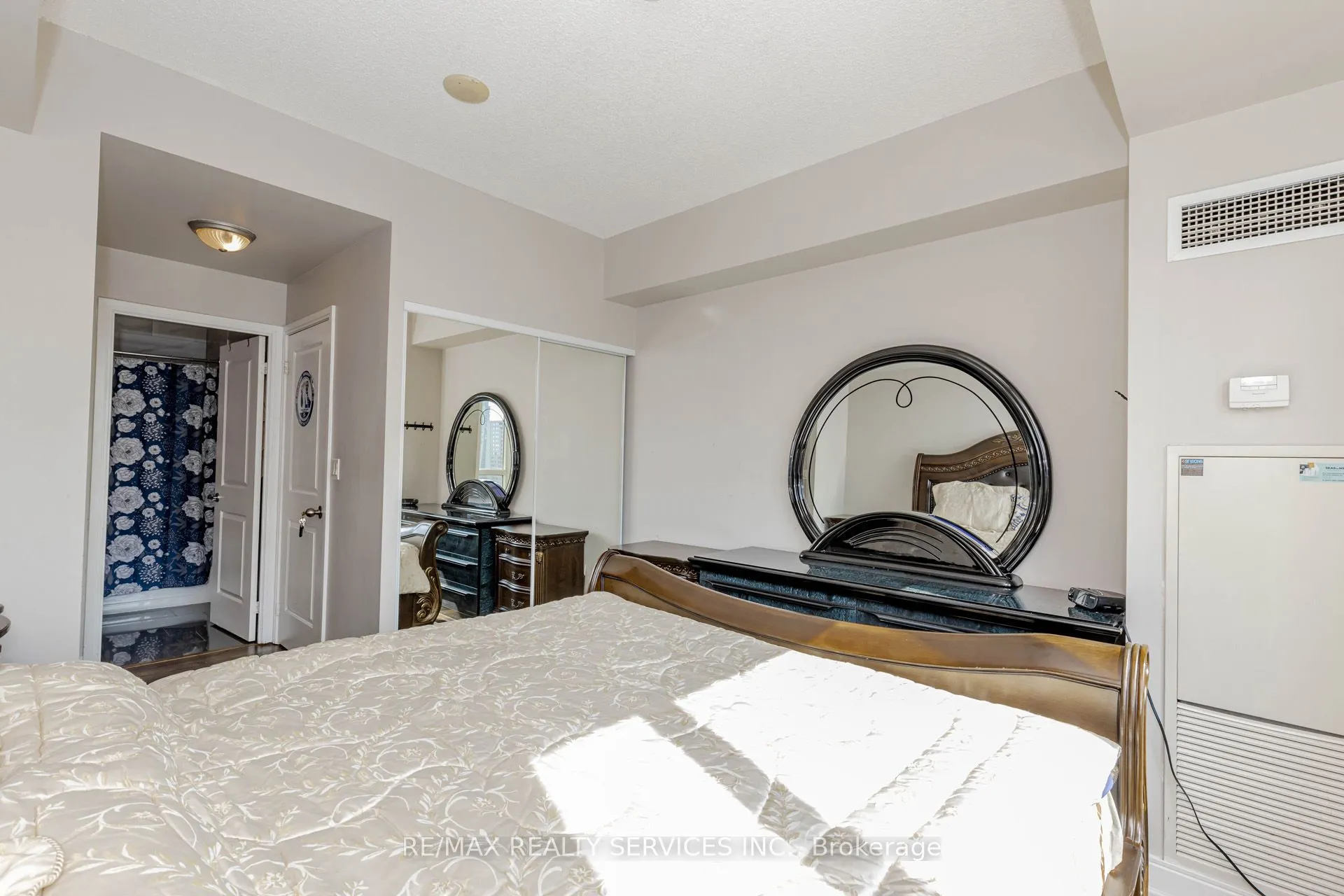 90 Absolute Avenue, #1203