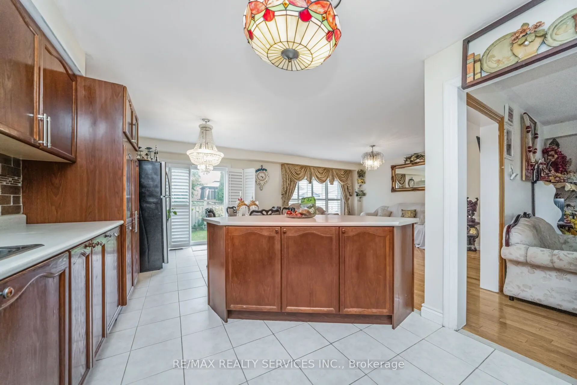 12 Roadmaster Lane