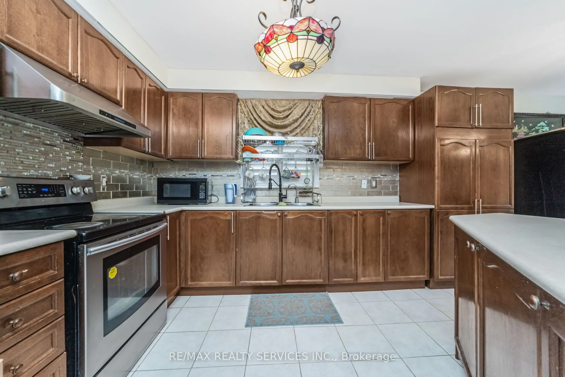 12 Roadmaster Lane