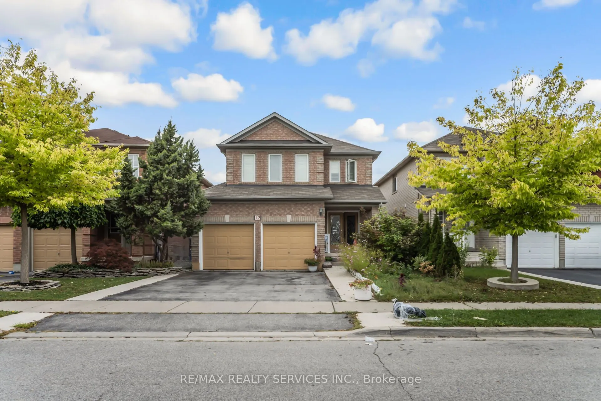 12 Roadmaster Lane