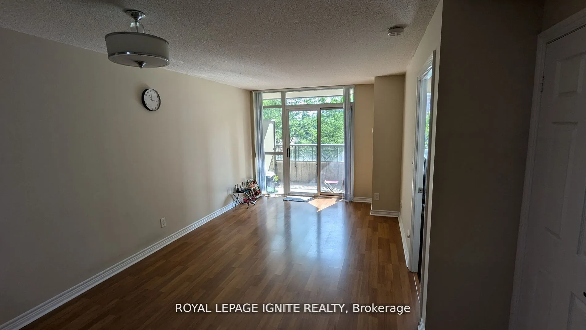 310 Burnhamthorpe Road W, #308
