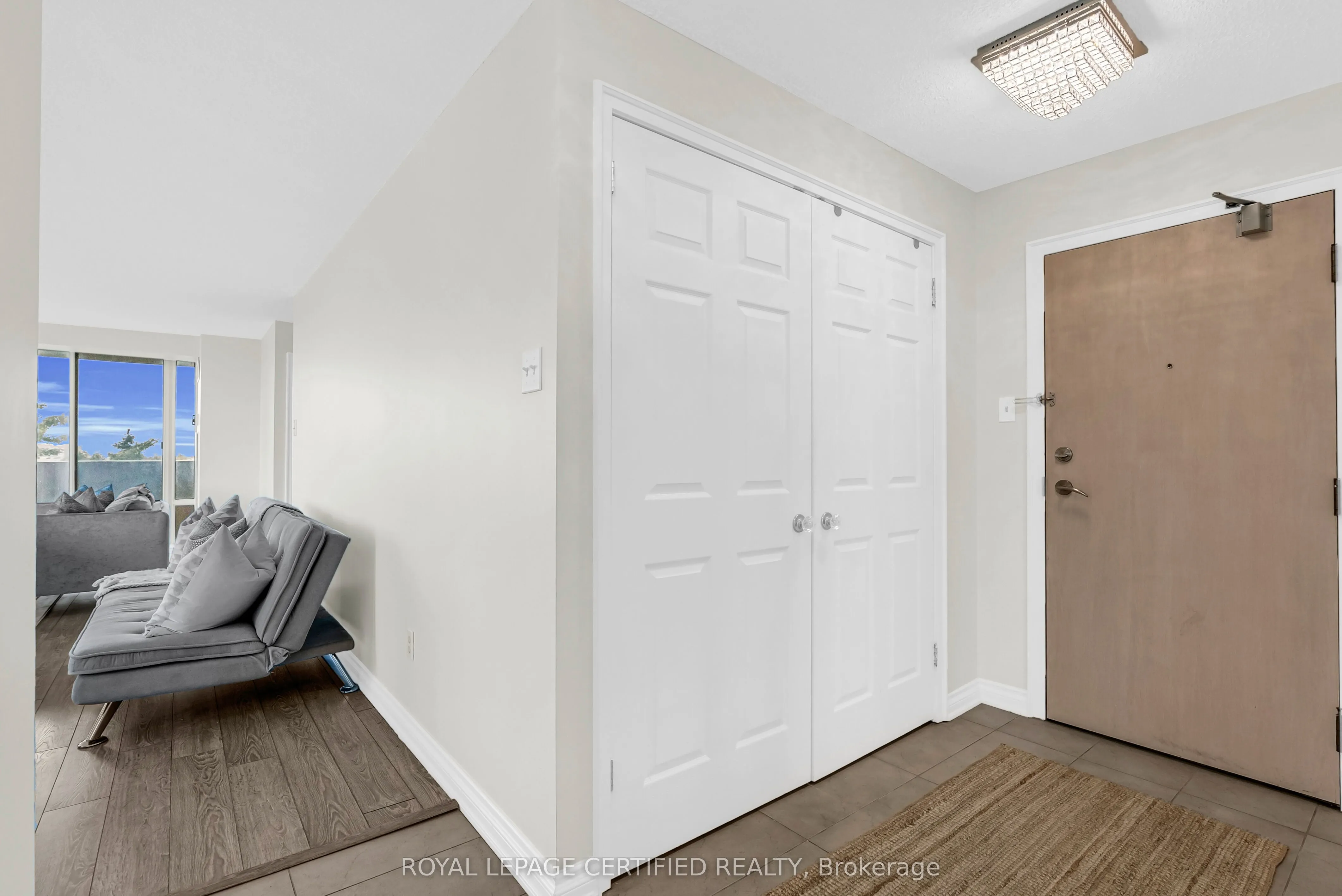 350 Rathburn Road W, #608
