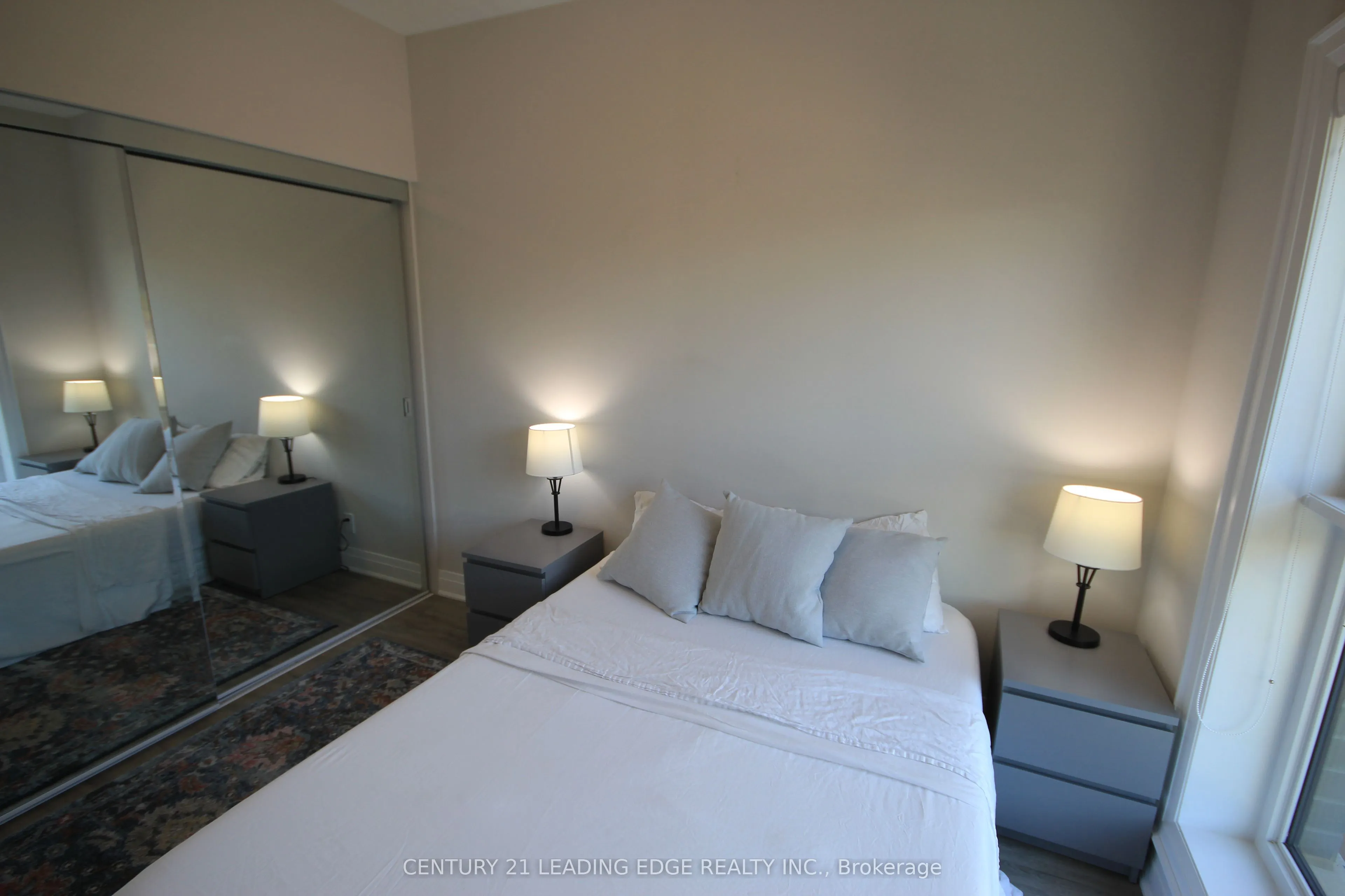 128 GROVEWOOD Common, #8