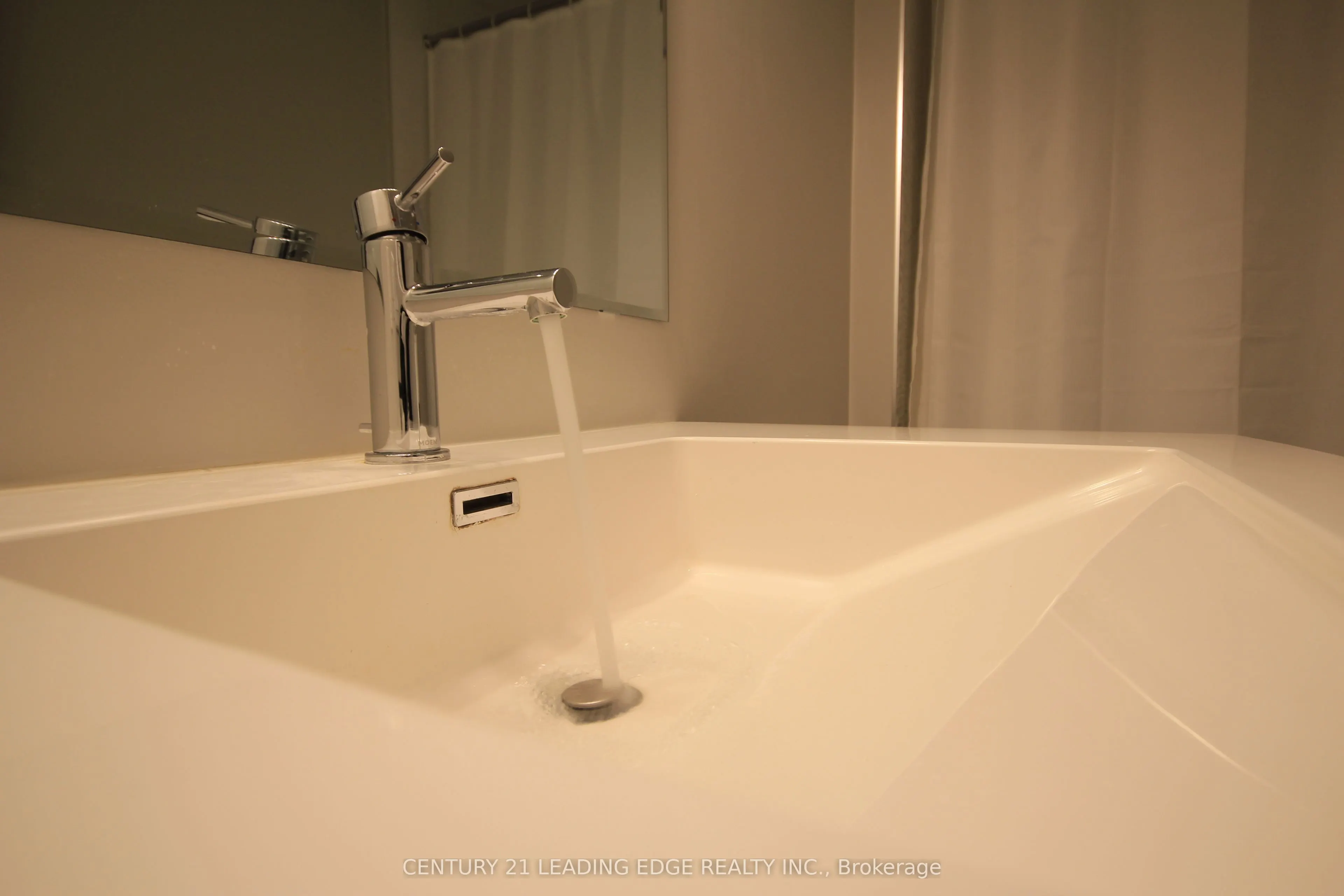 128 GROVEWOOD Common, #8
