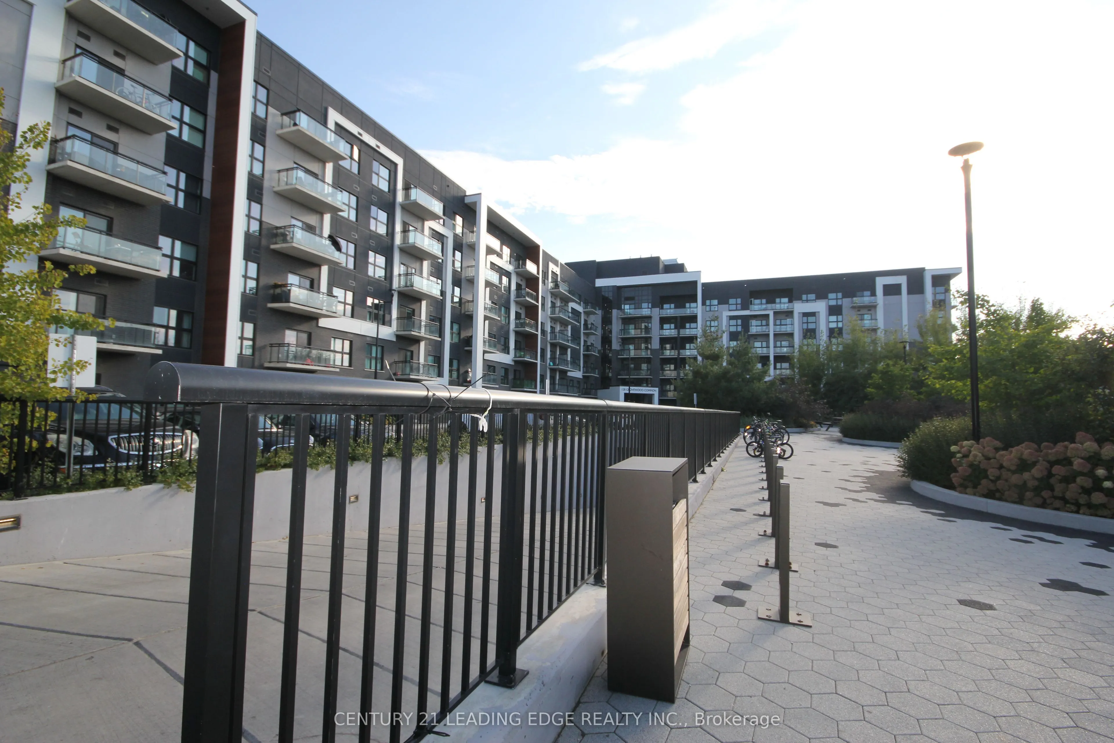 128 GROVEWOOD Common, #8