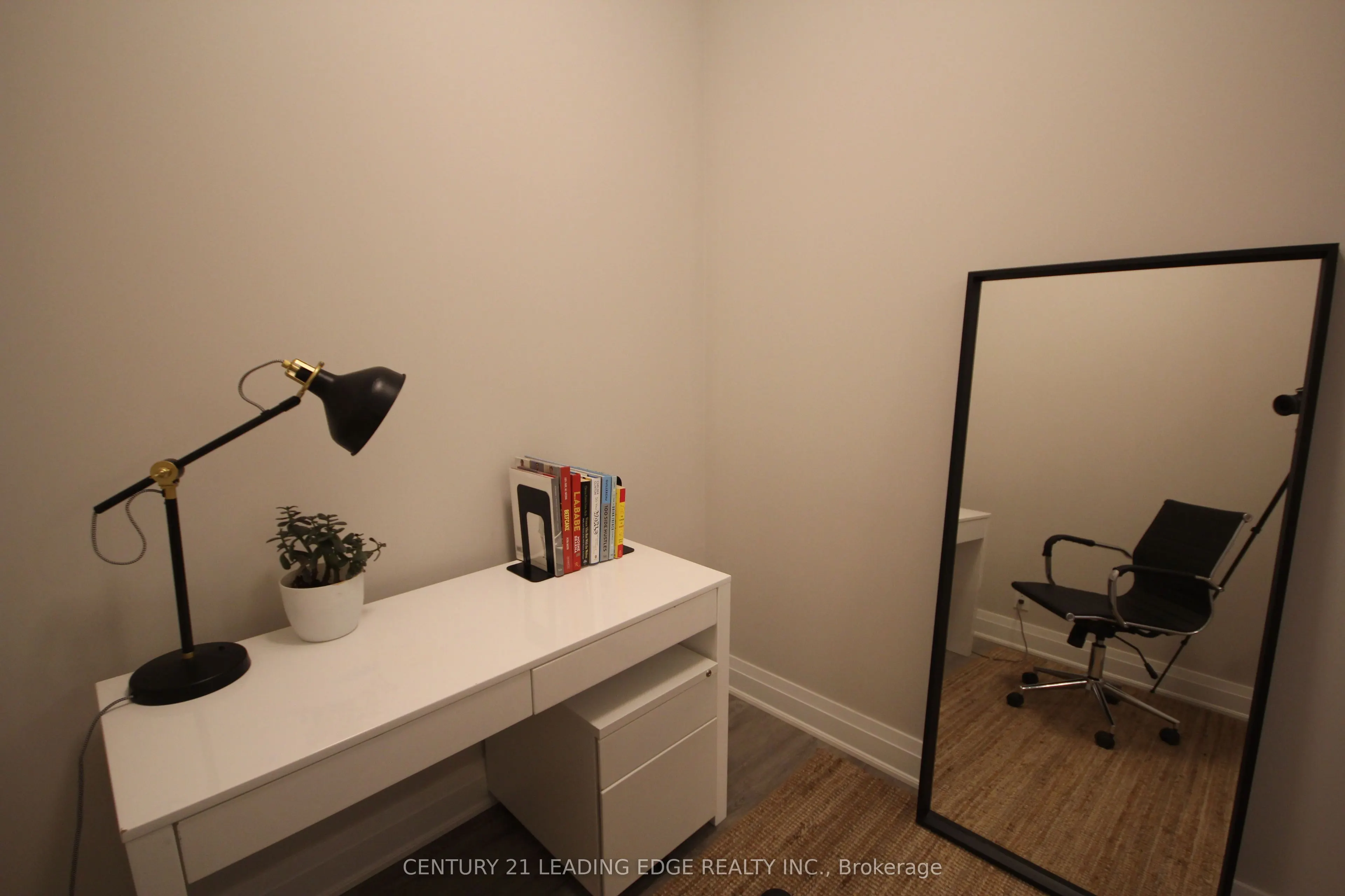 128 GROVEWOOD Common, #8