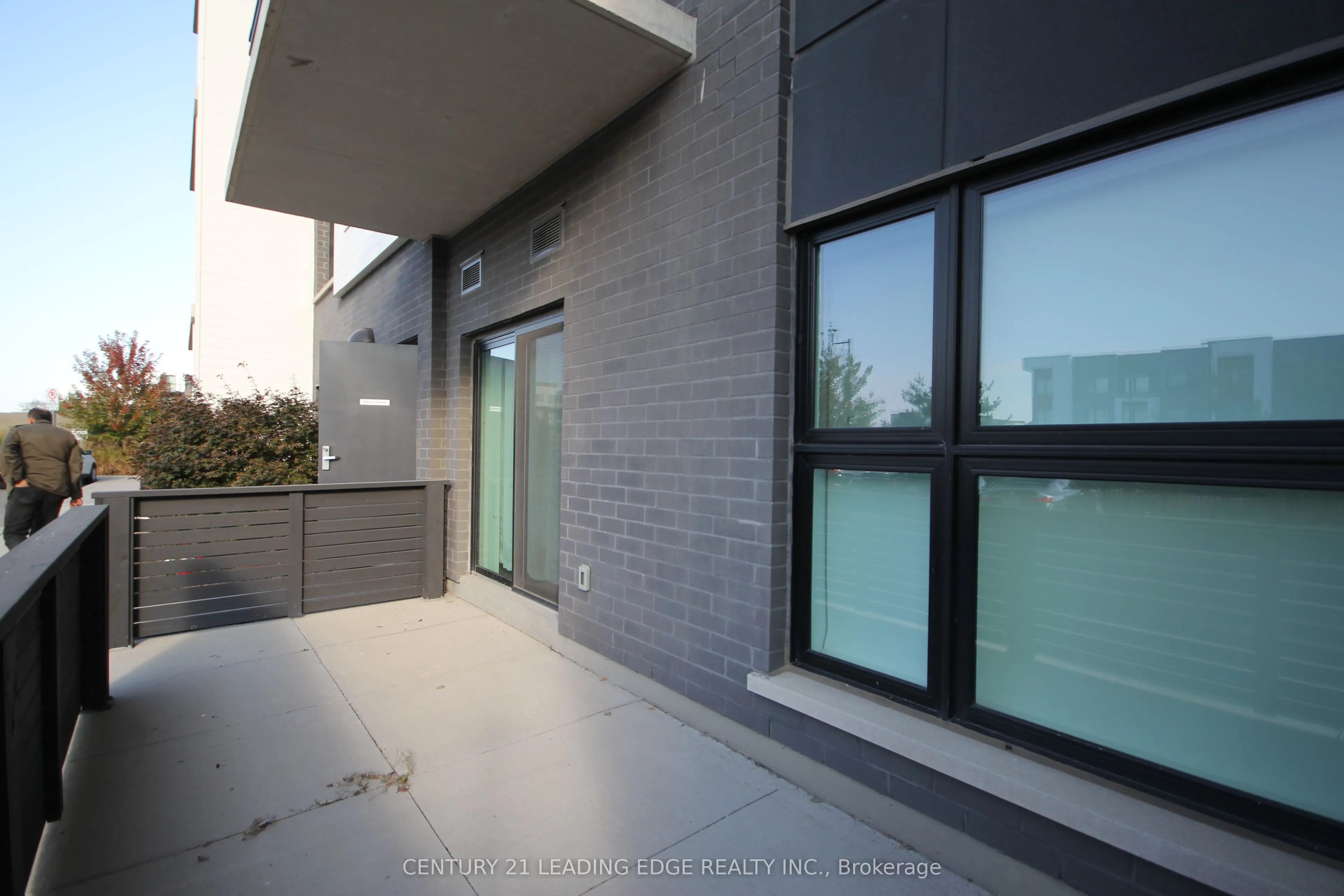 128 GROVEWOOD Common, #8