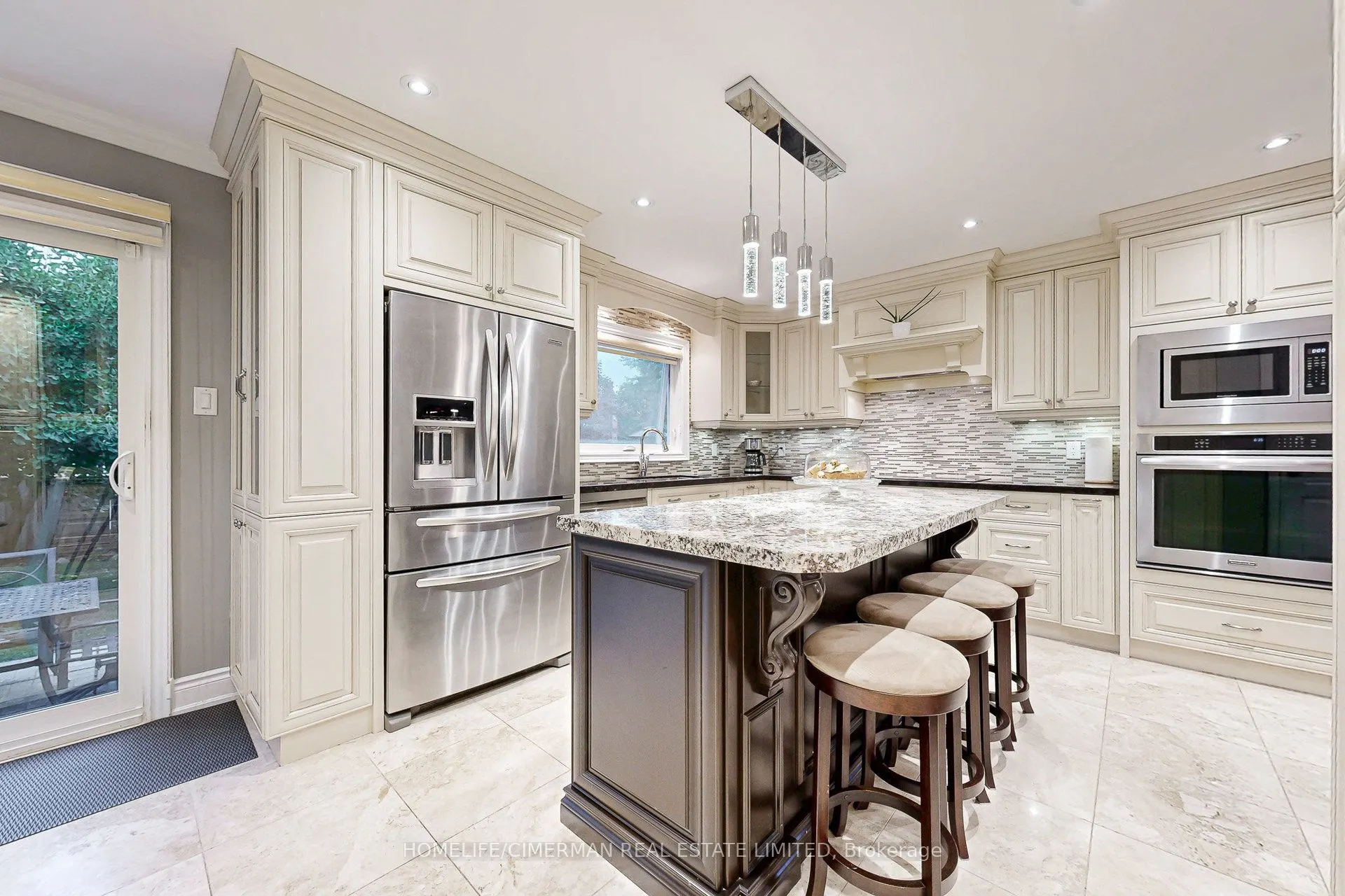 937 Stargazer Drive