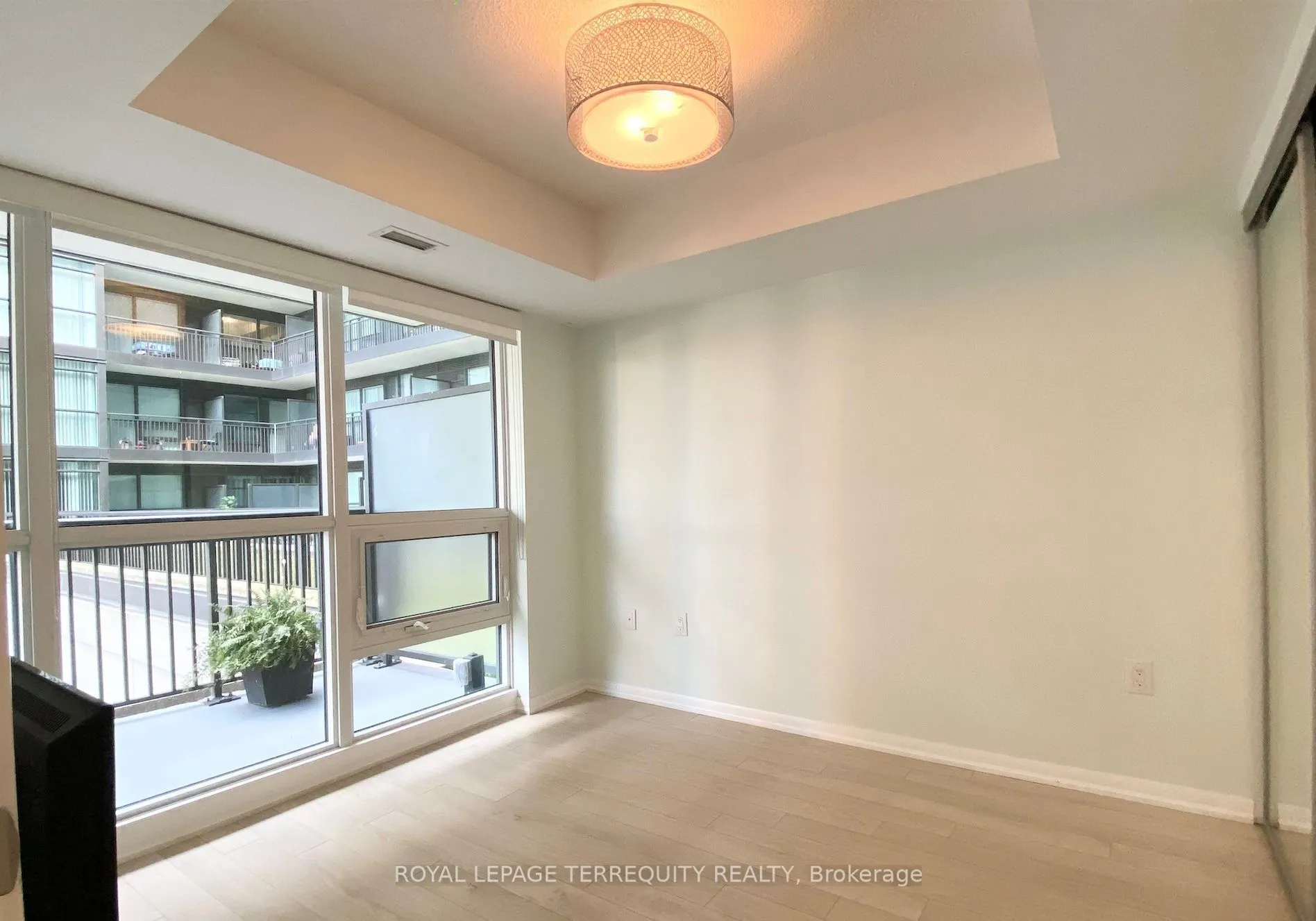 3091 Dufferin Street, #212