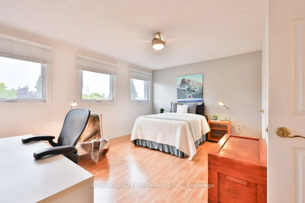 431 Naomi Crescent